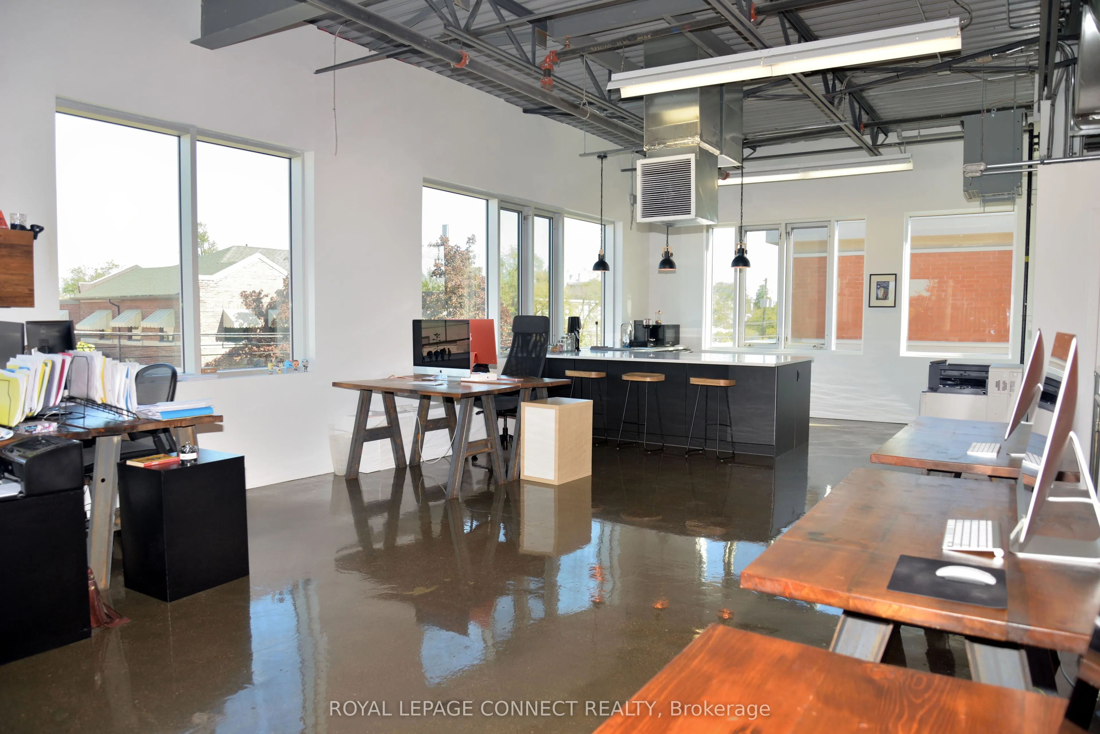 41 Industrial Street, #208