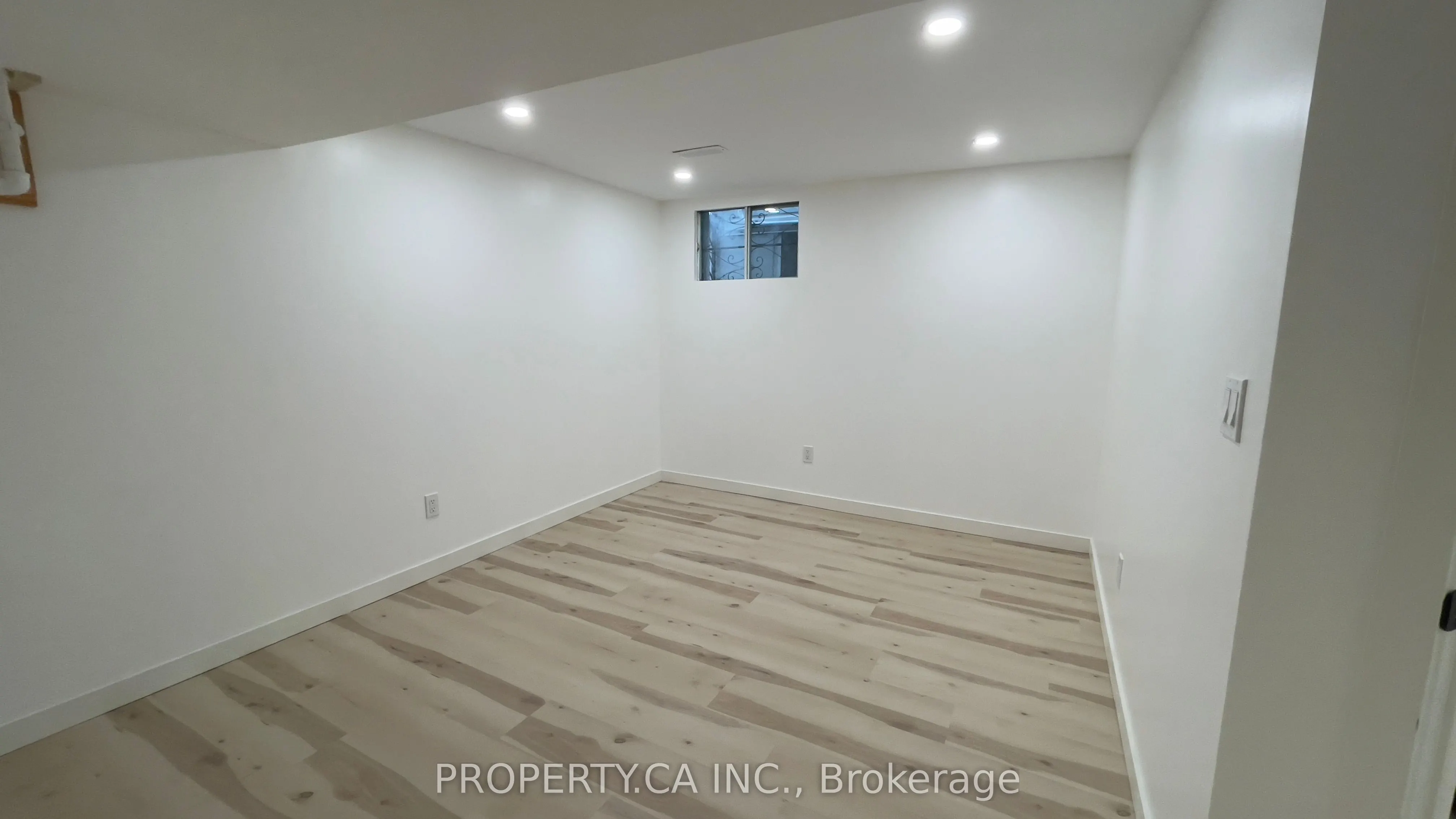 143 St Helen's Avenue, ##Lower