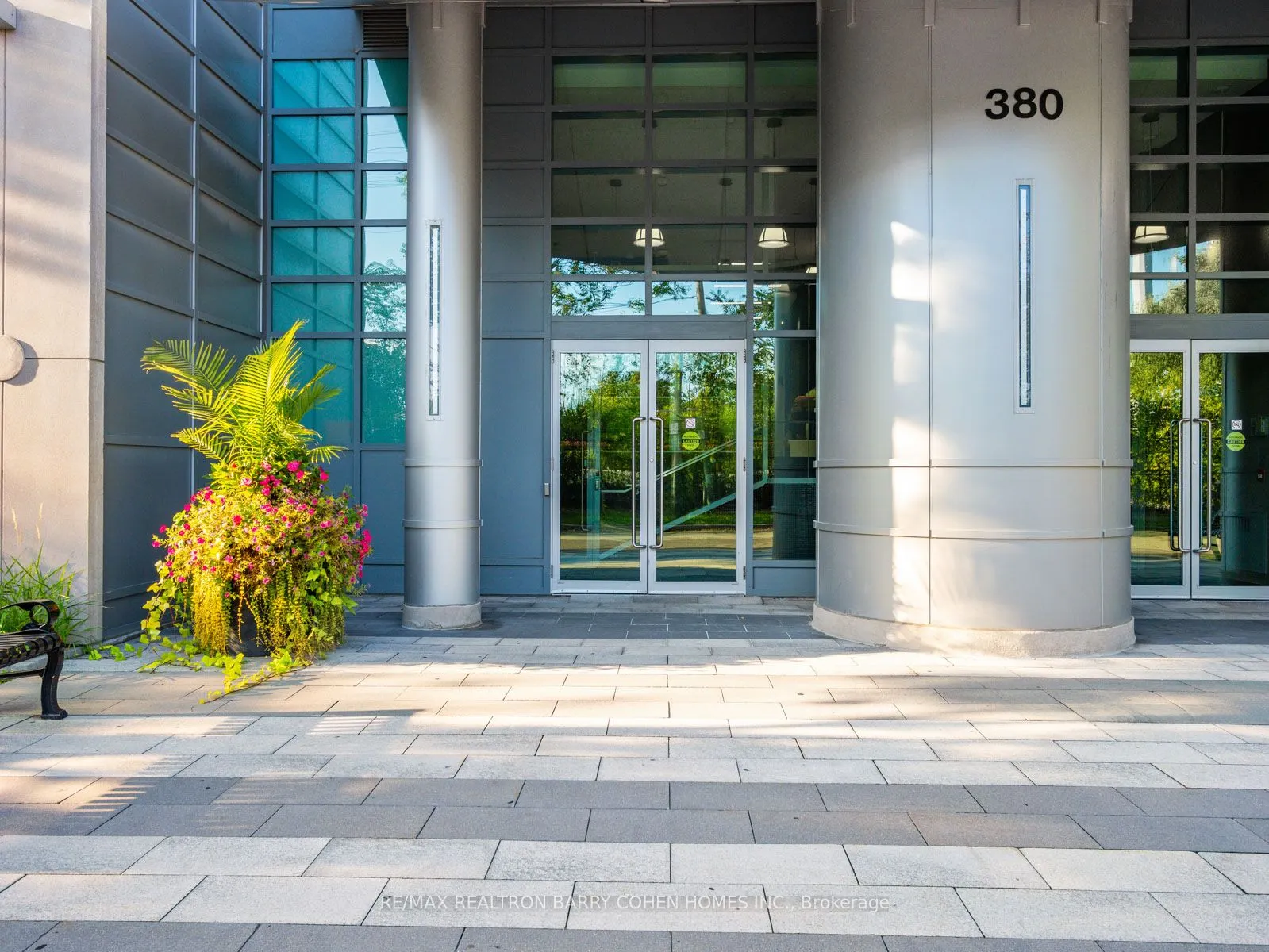 380 Macpherson Avenue, #307