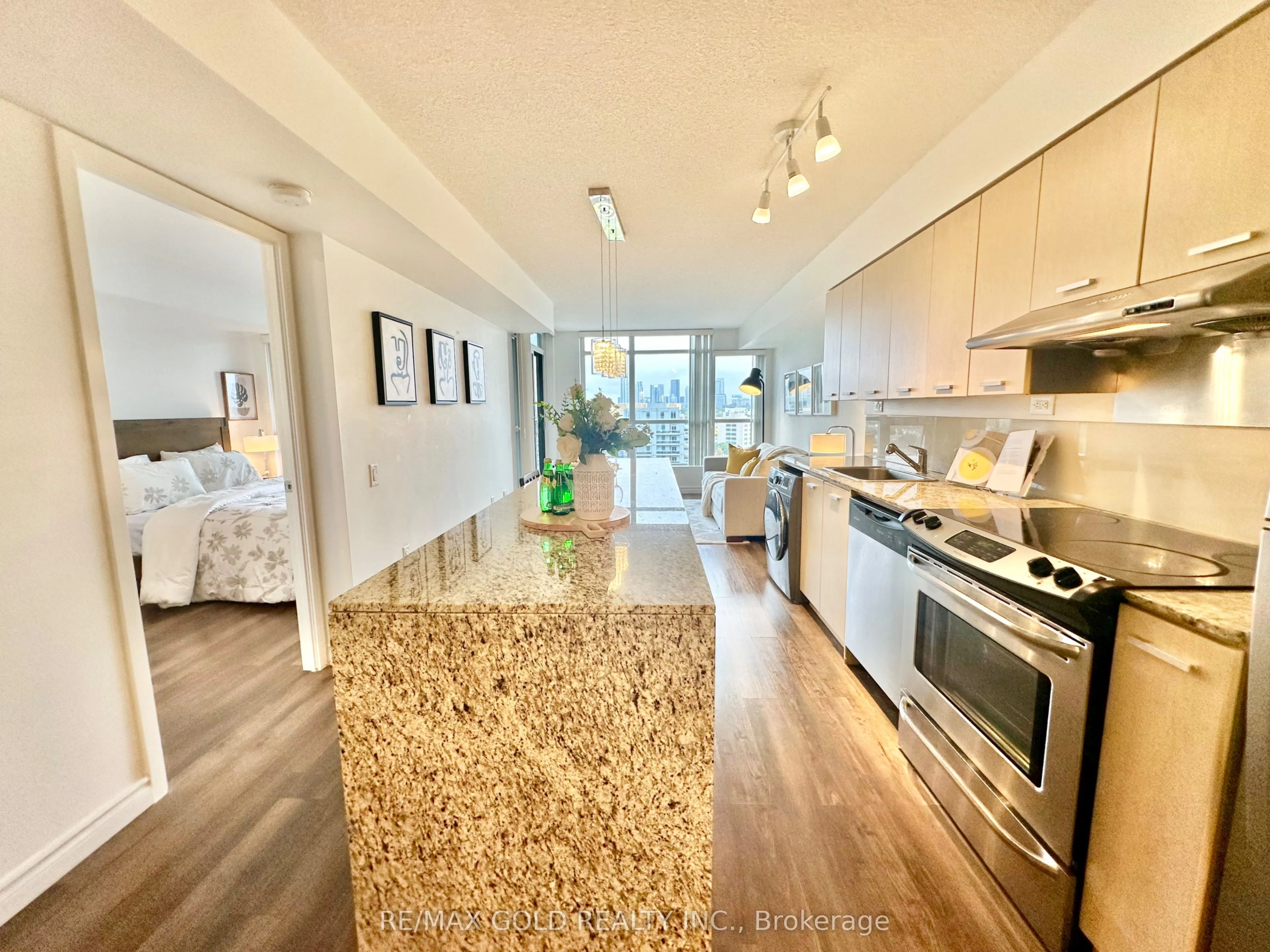 29 Singer Court, #1210