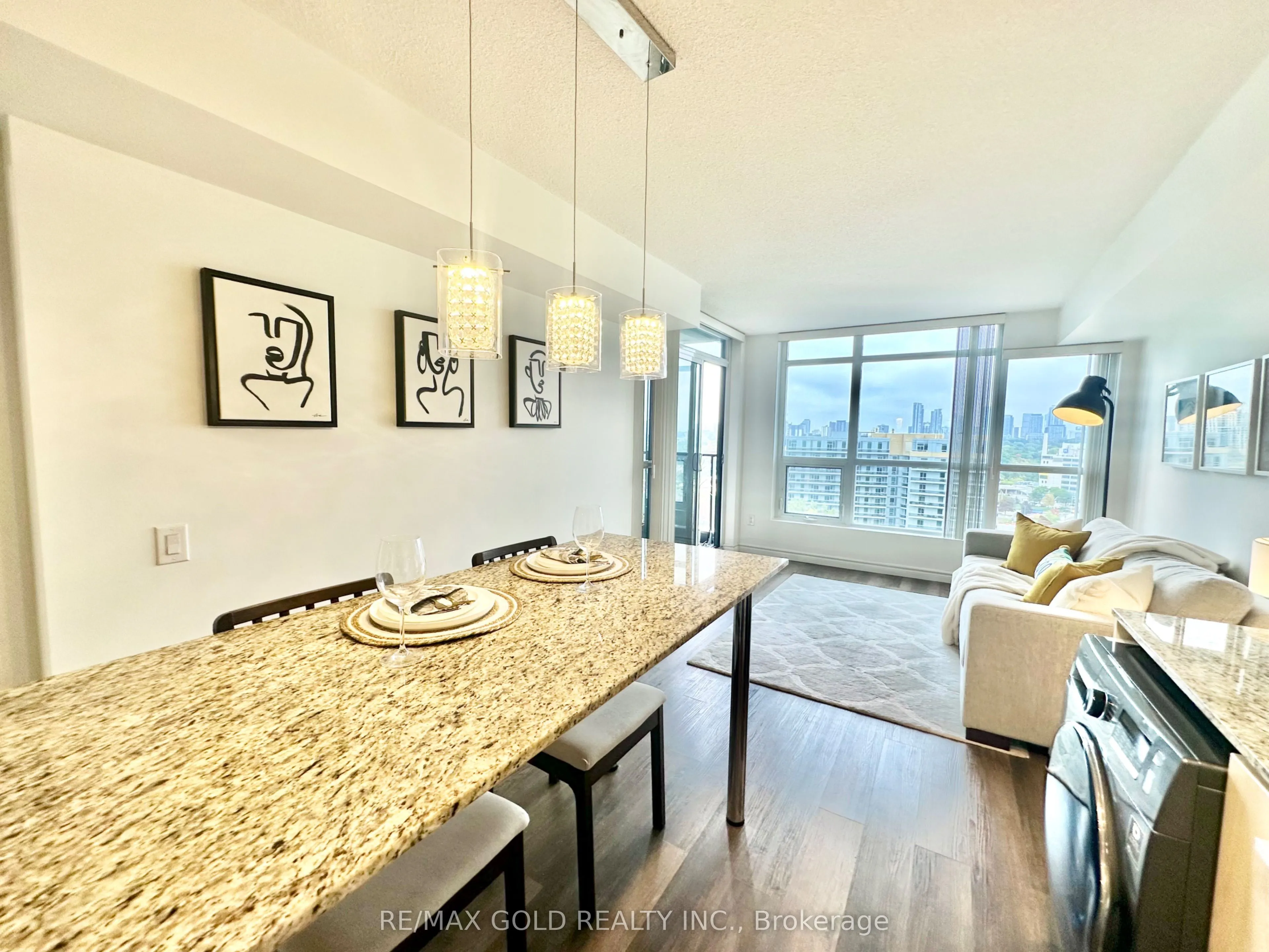29 Singer Court, #1210