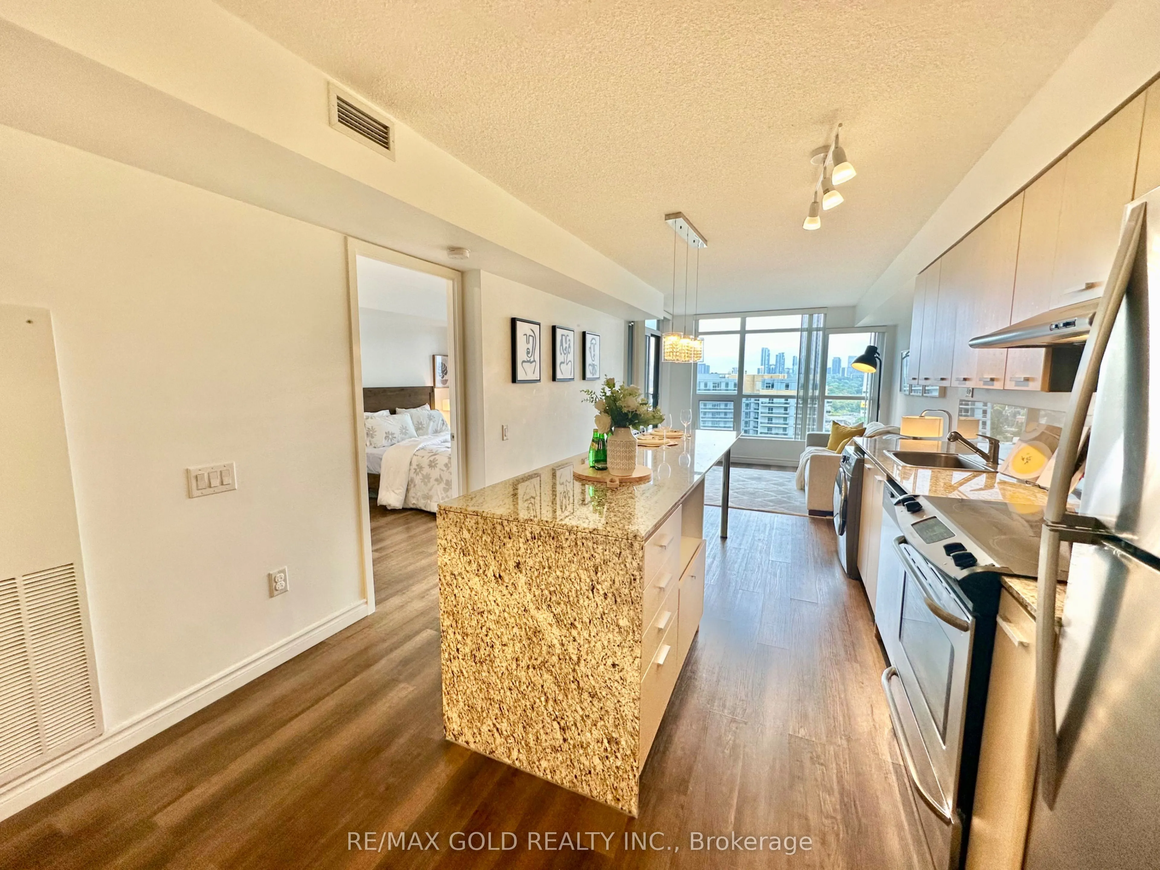 29 Singer Court, #1210