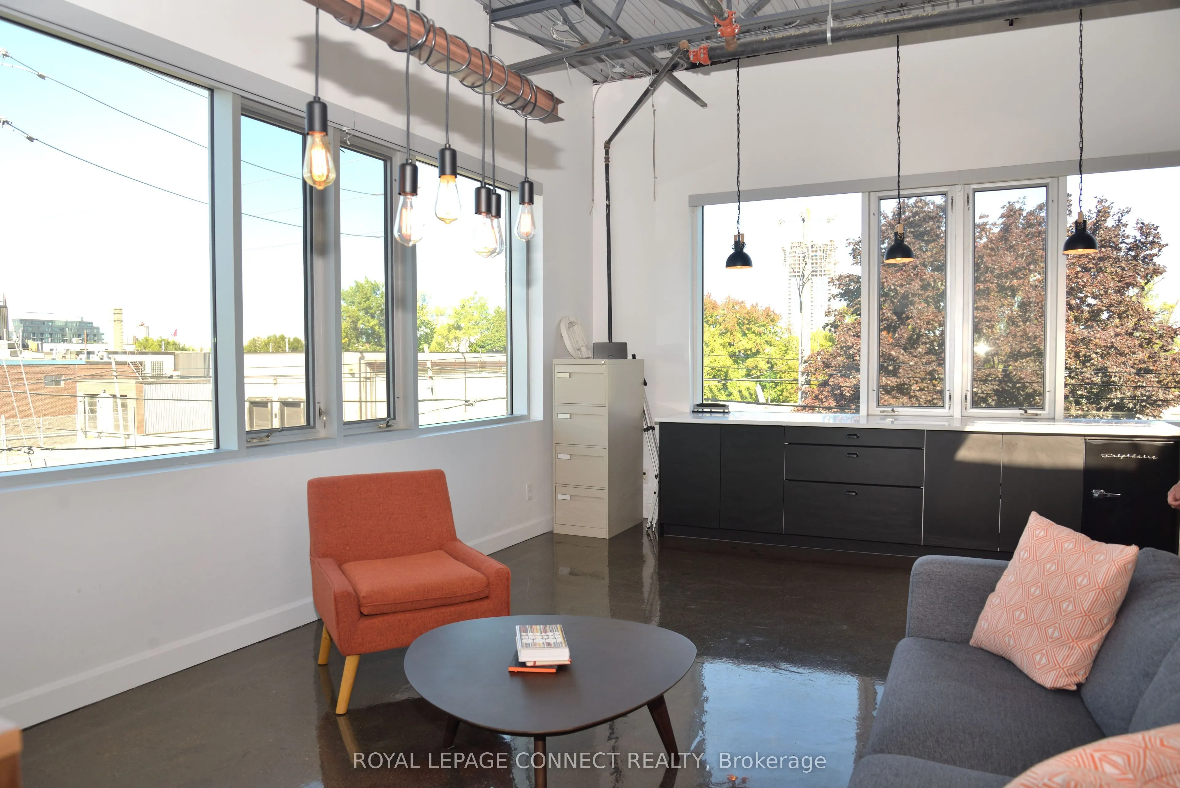 41 Industrial Street, #208