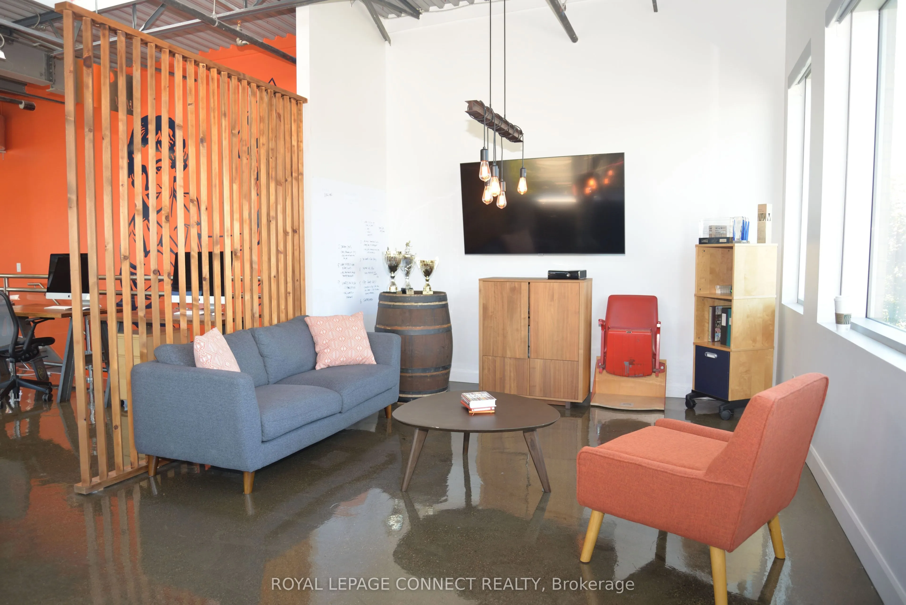 41 Industrial Street, #208