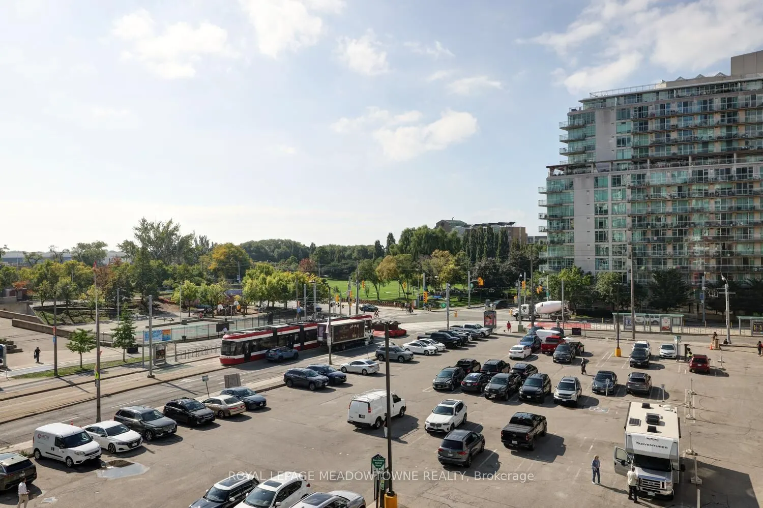 600 Queens Quay, #633