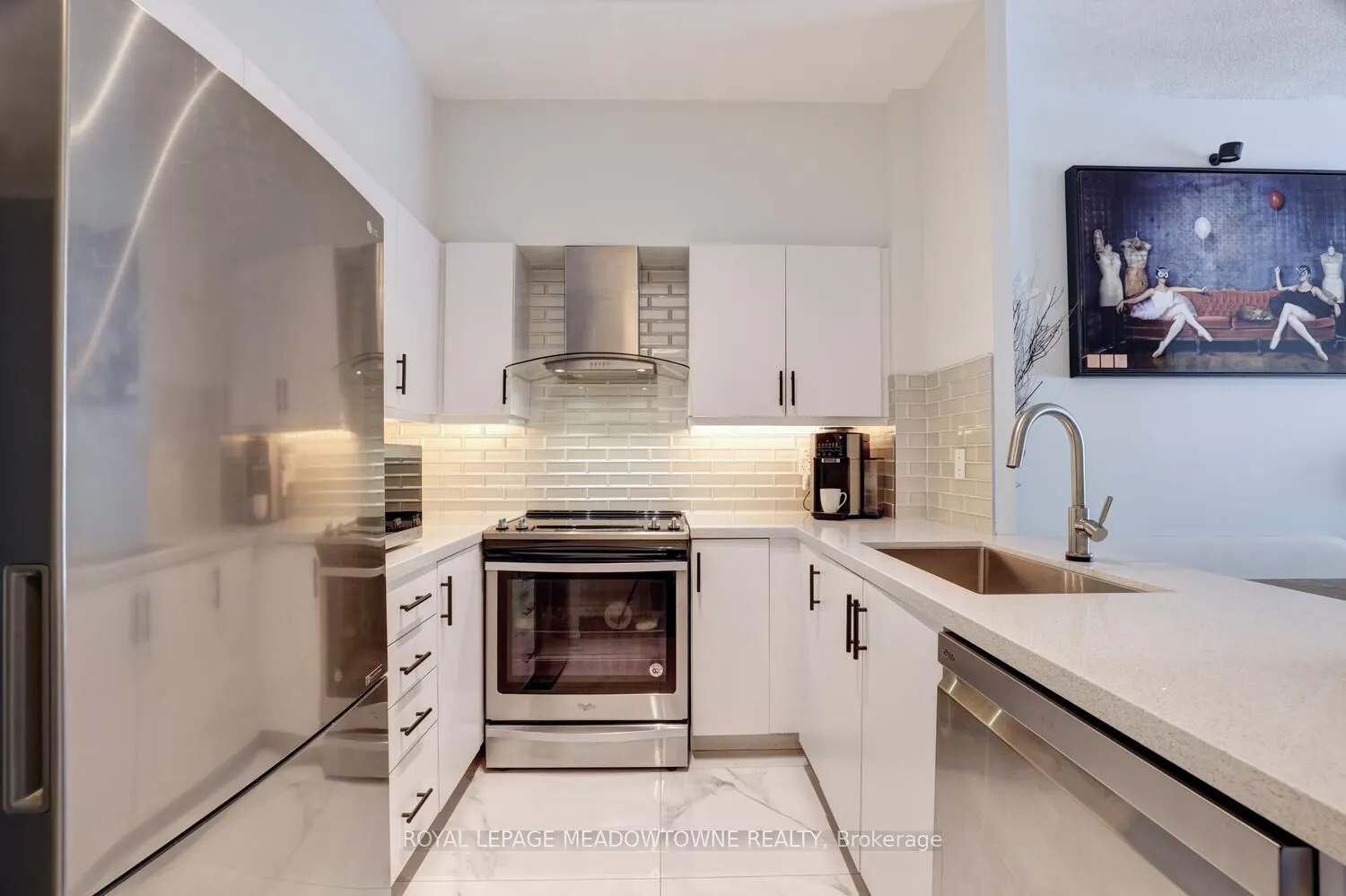 600 Queens Quay, #633