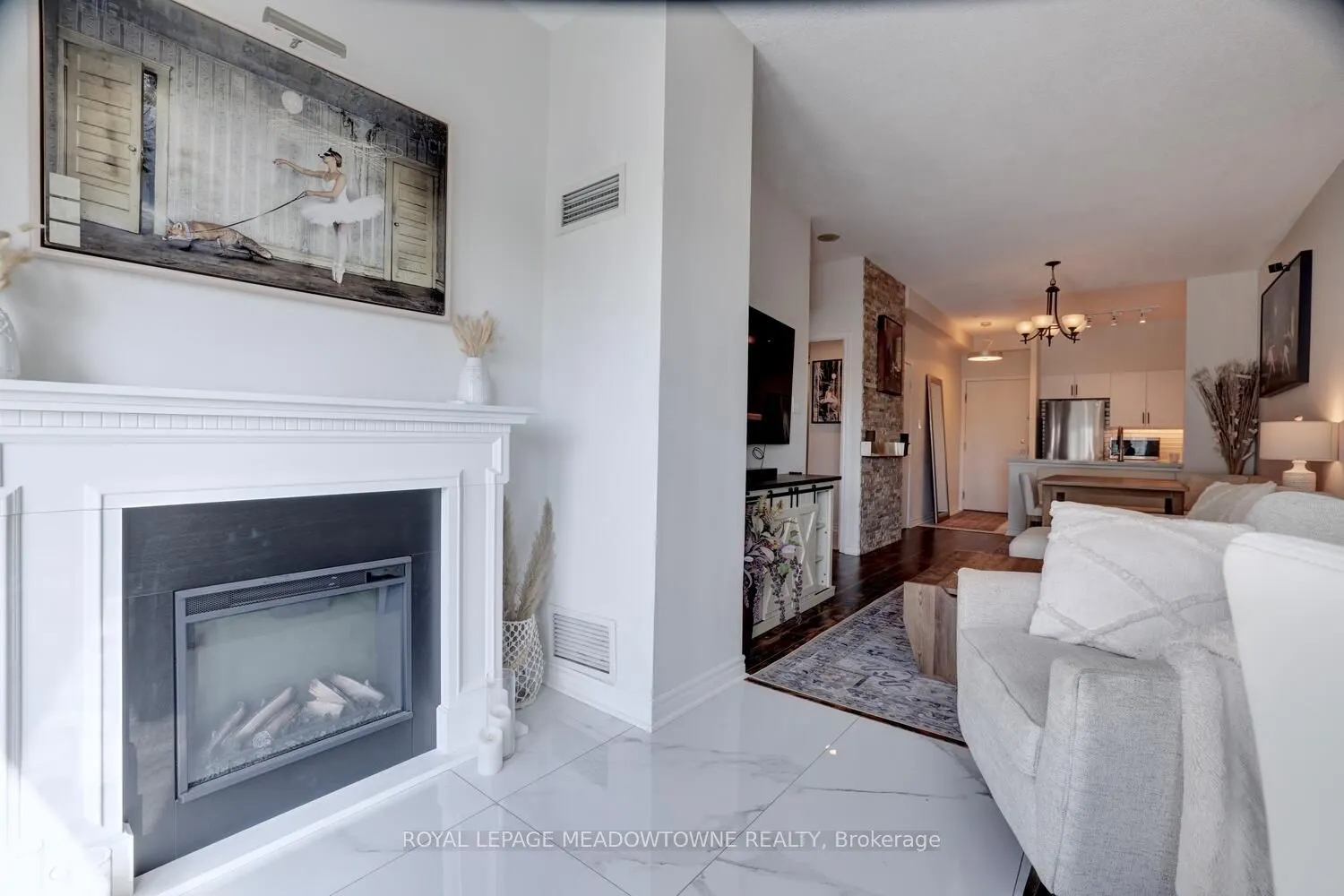 600 Queens Quay, #633