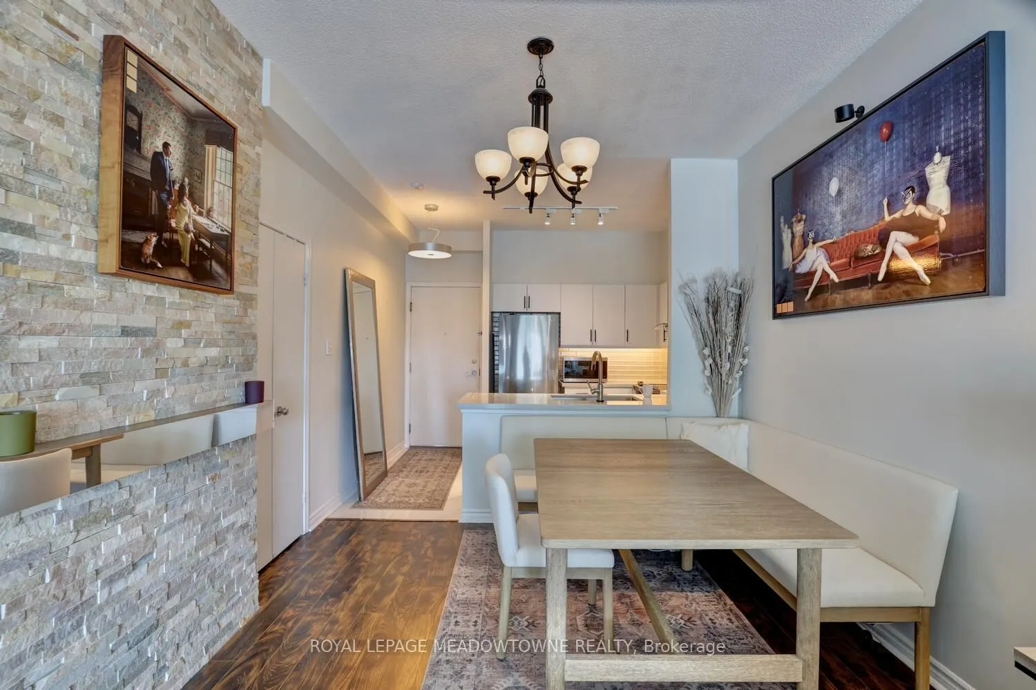 600 Queens Quay, #633