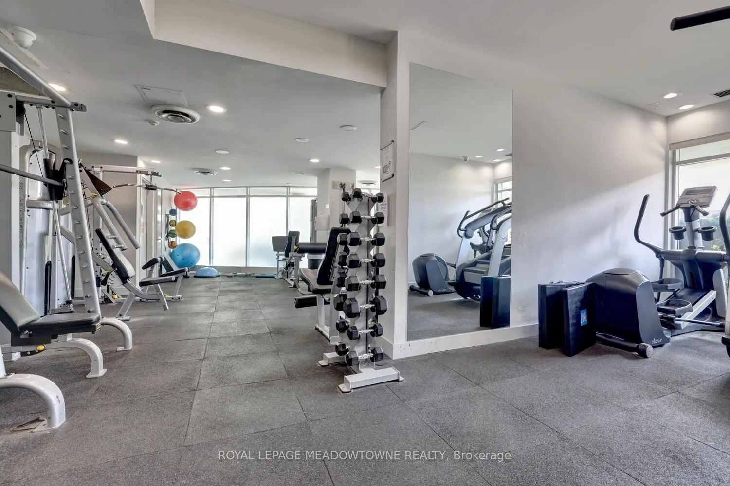 600 Queens Quay, #633