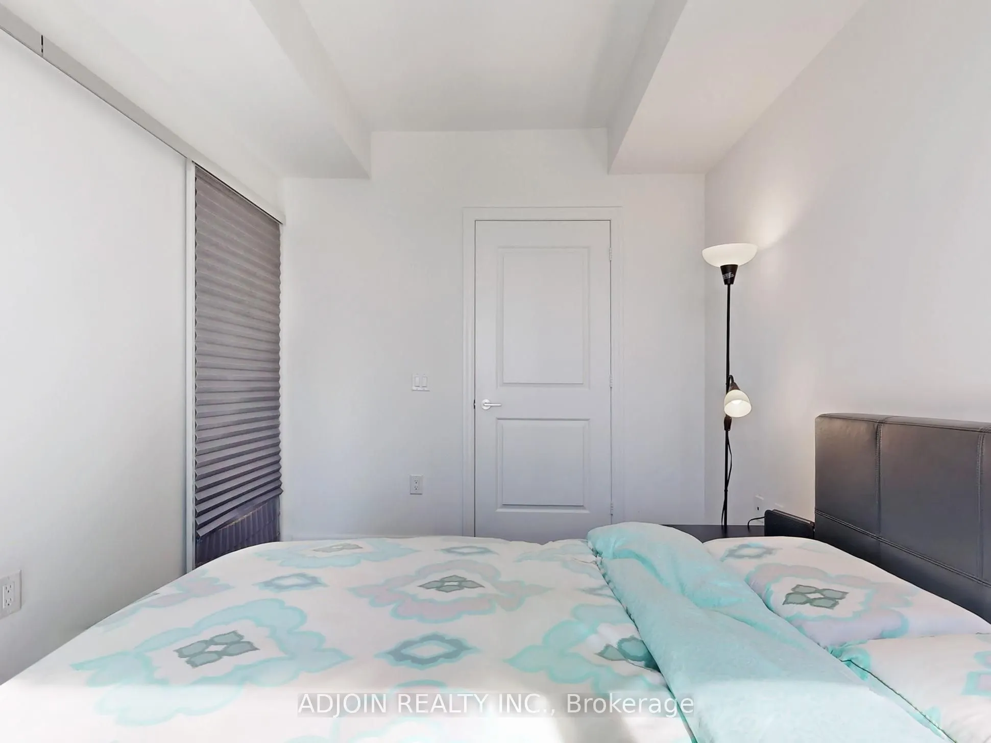 8 The Esplanade Avenue, #03
