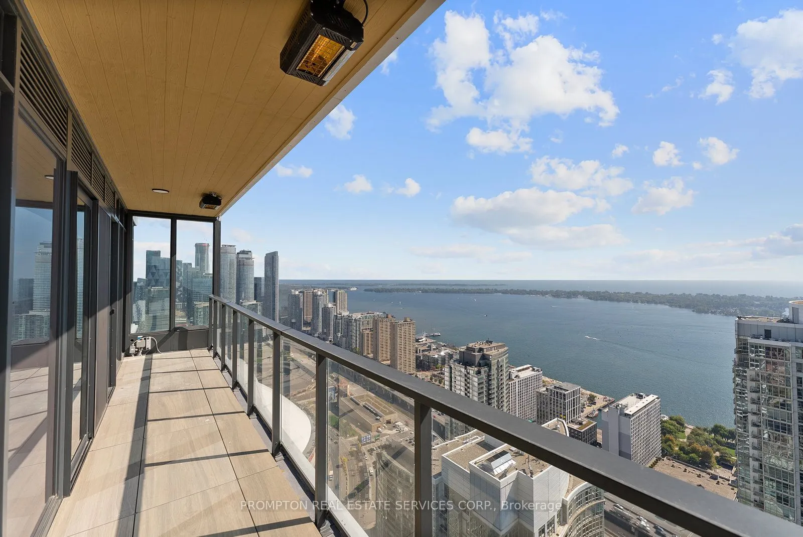 3 Concord Cityplace Way, #5910