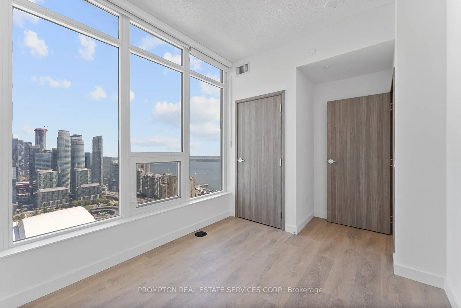 3 Concord Cityplace Way, #5910