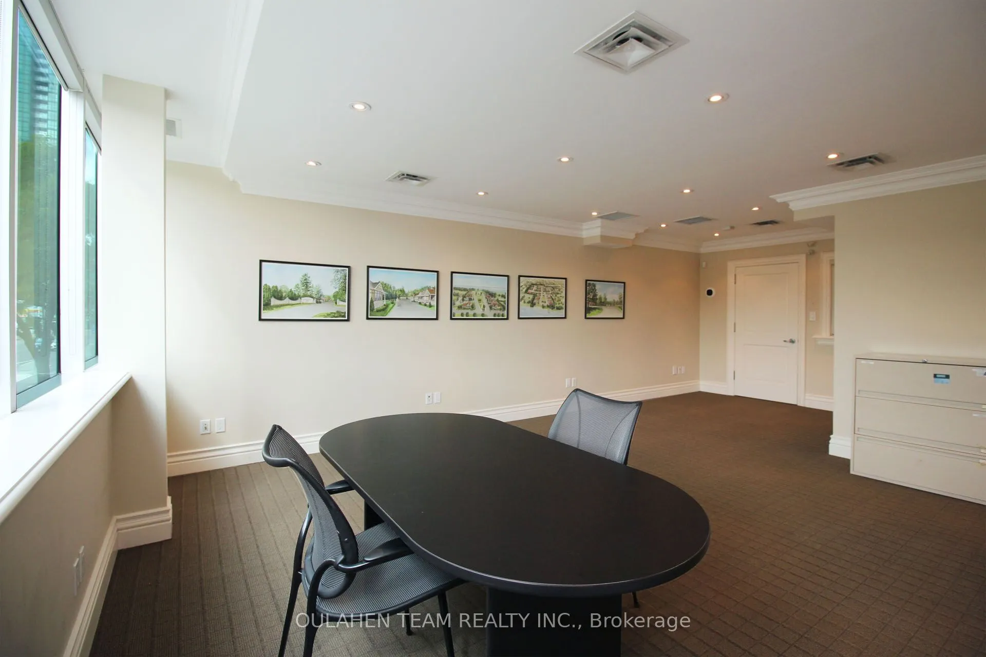 4685 Yonge Street, #202