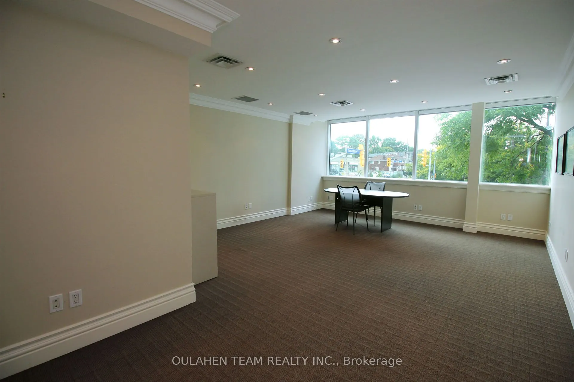 4685 Yonge Street, #202