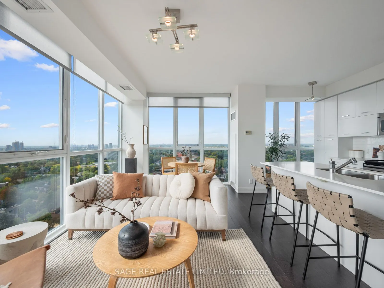 530 St Clair Avenue W, #1708