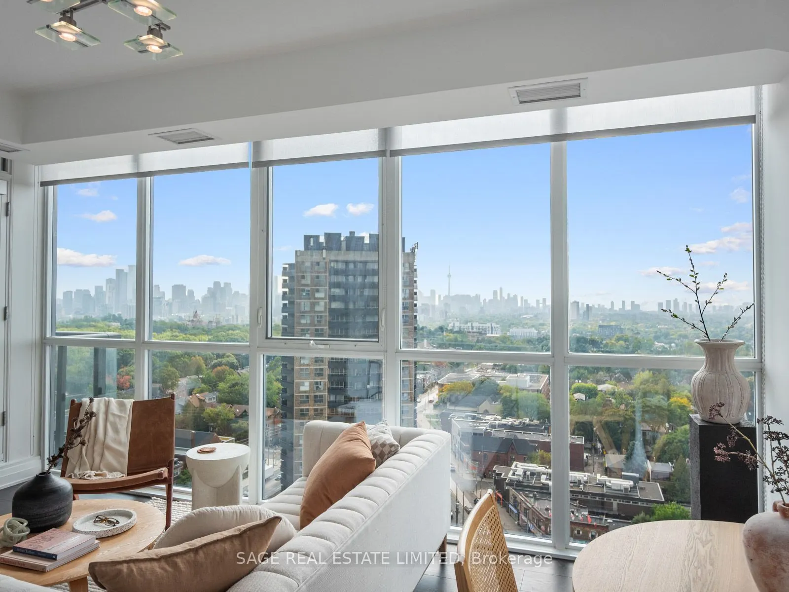 530 St Clair Avenue W, #1708