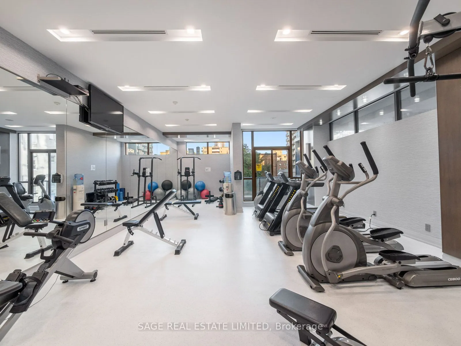 530 St Clair Avenue W, #1708