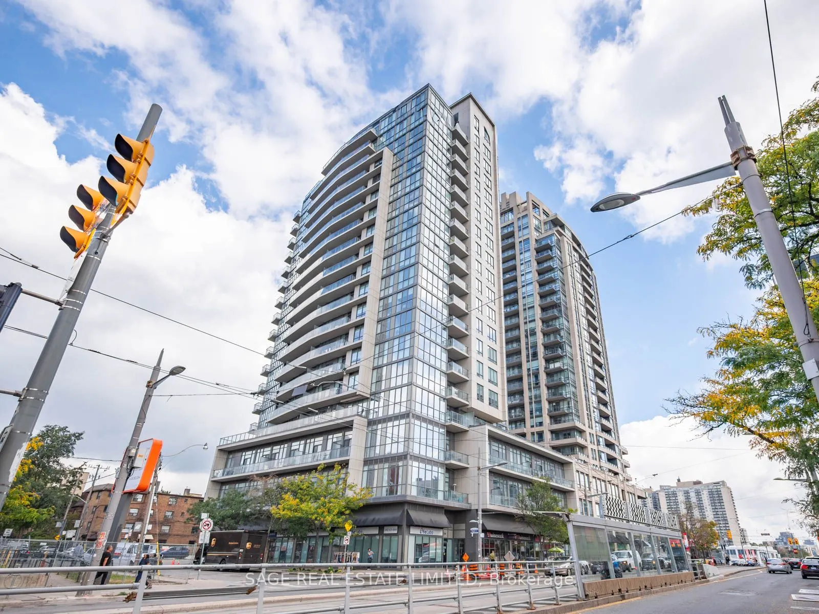 530 St Clair Avenue W, #1708
