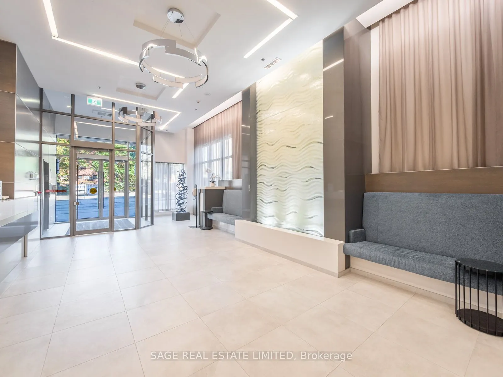 530 St Clair Avenue W, #1708