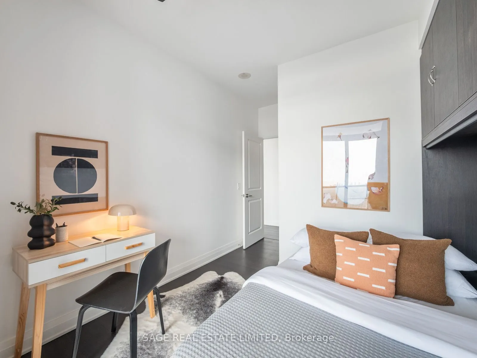 530 St Clair Avenue W, #1708