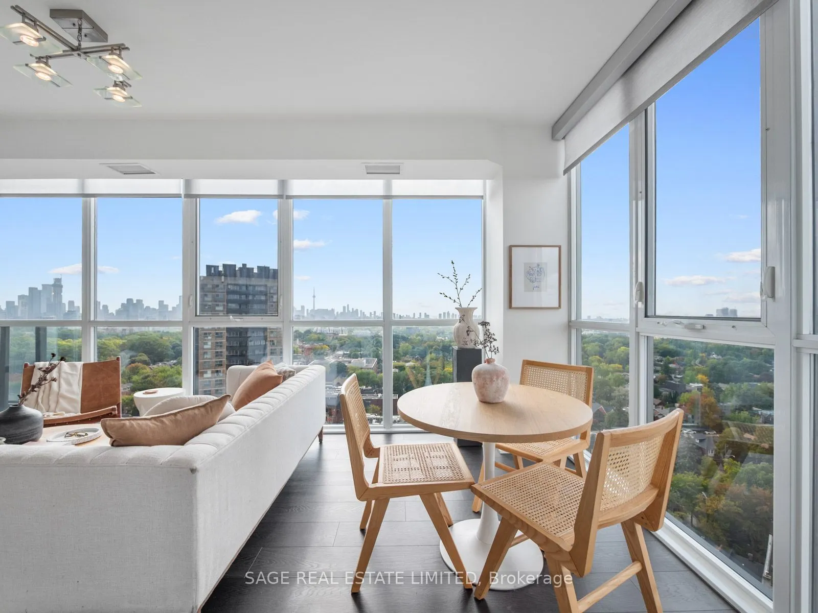 530 St Clair Avenue W, #1708