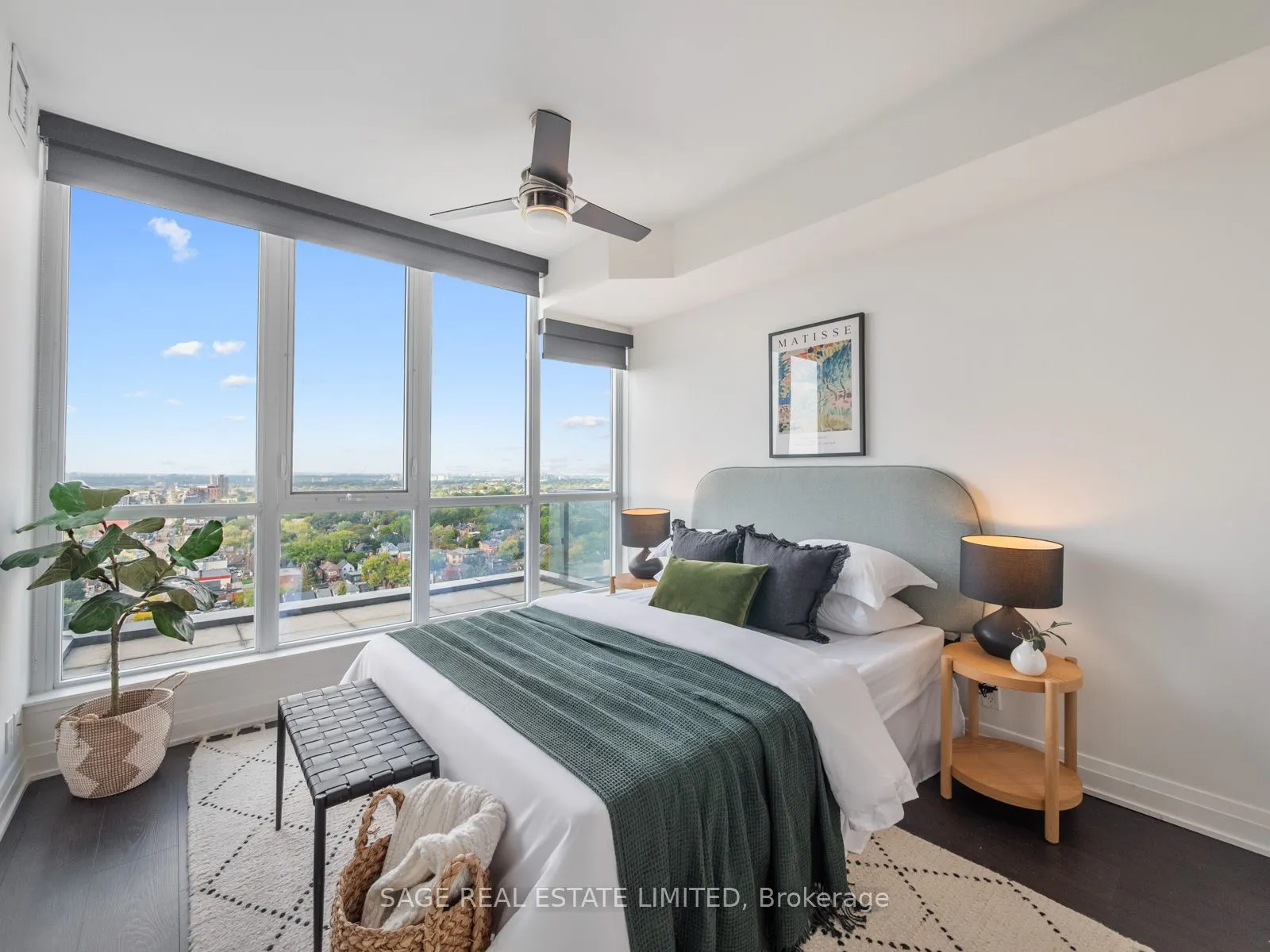530 St Clair Avenue W, #1708