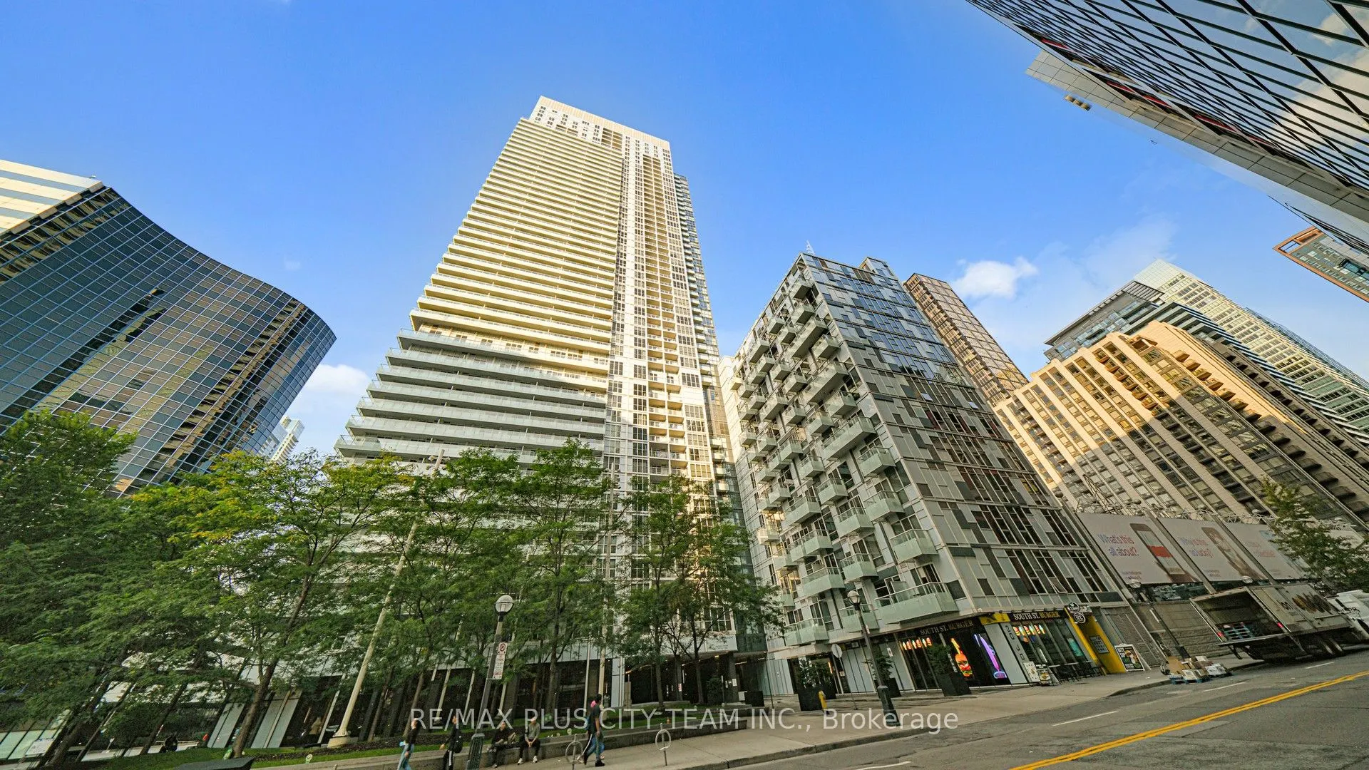 300 Front Street, #4311