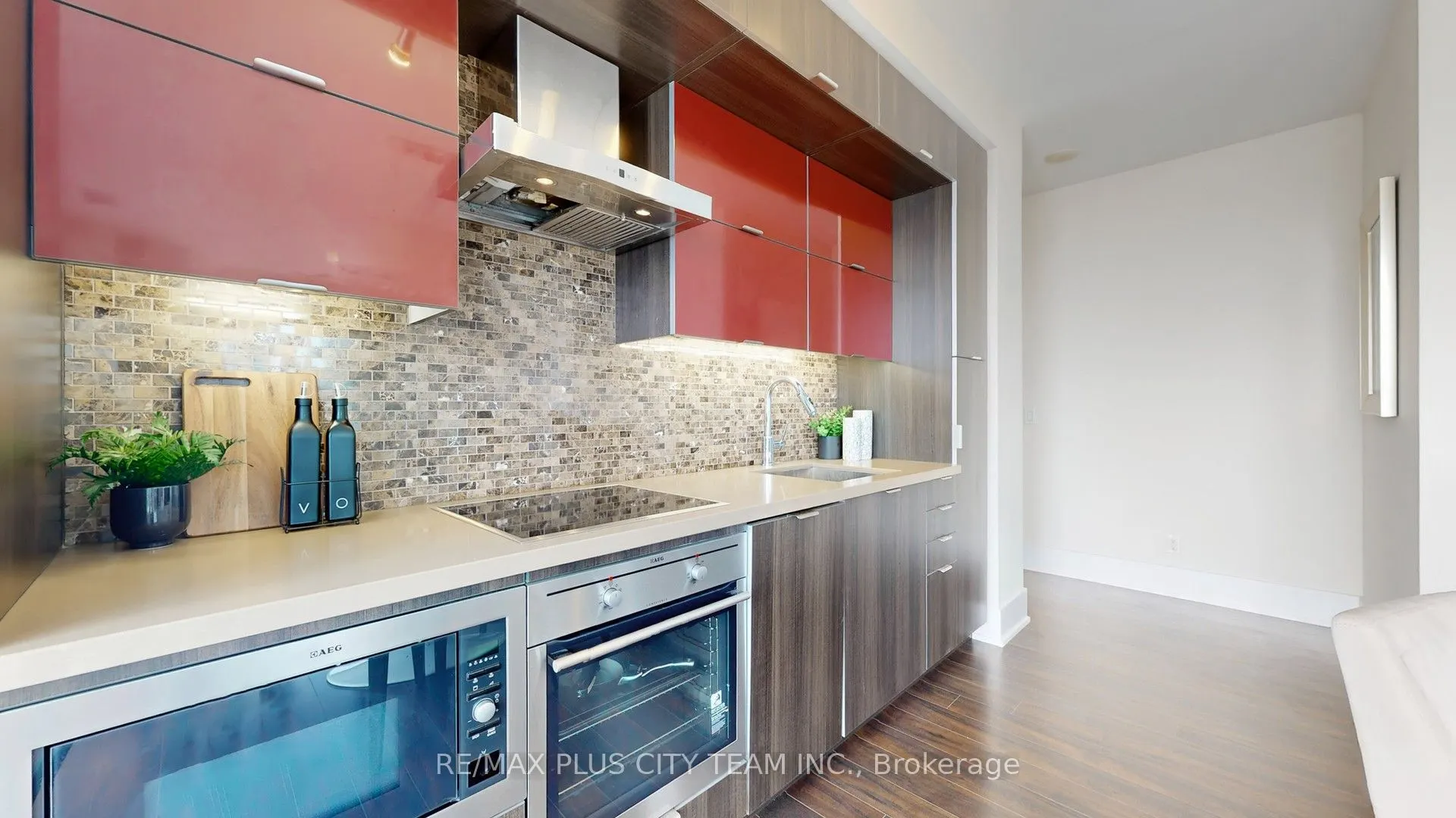 300 Front Street, #4311