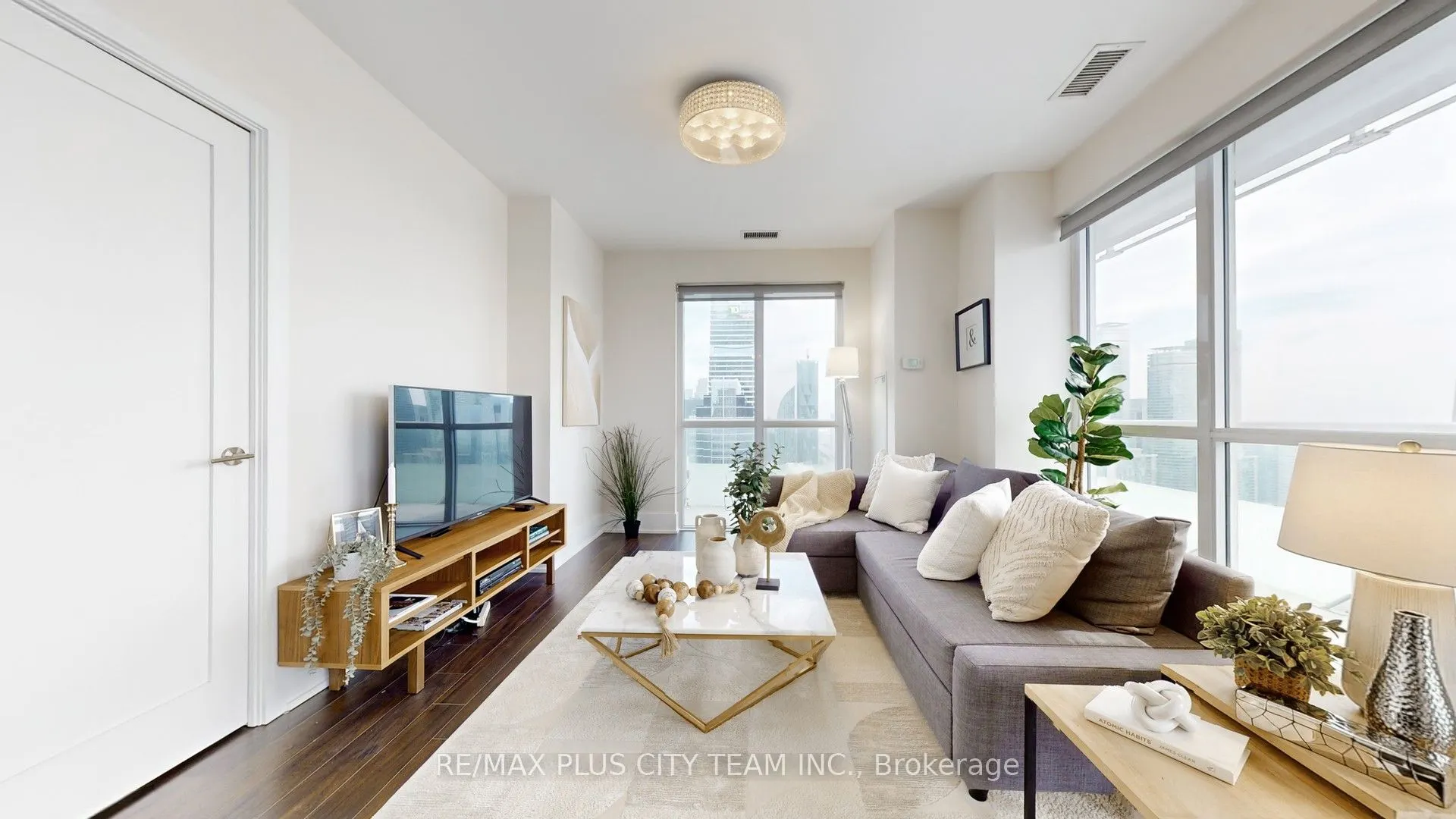 300 Front Street, #4311