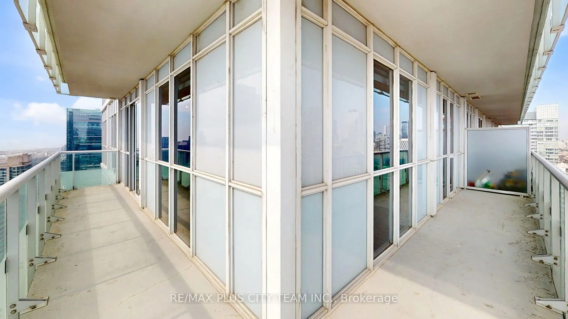 300 Front Street, #4311