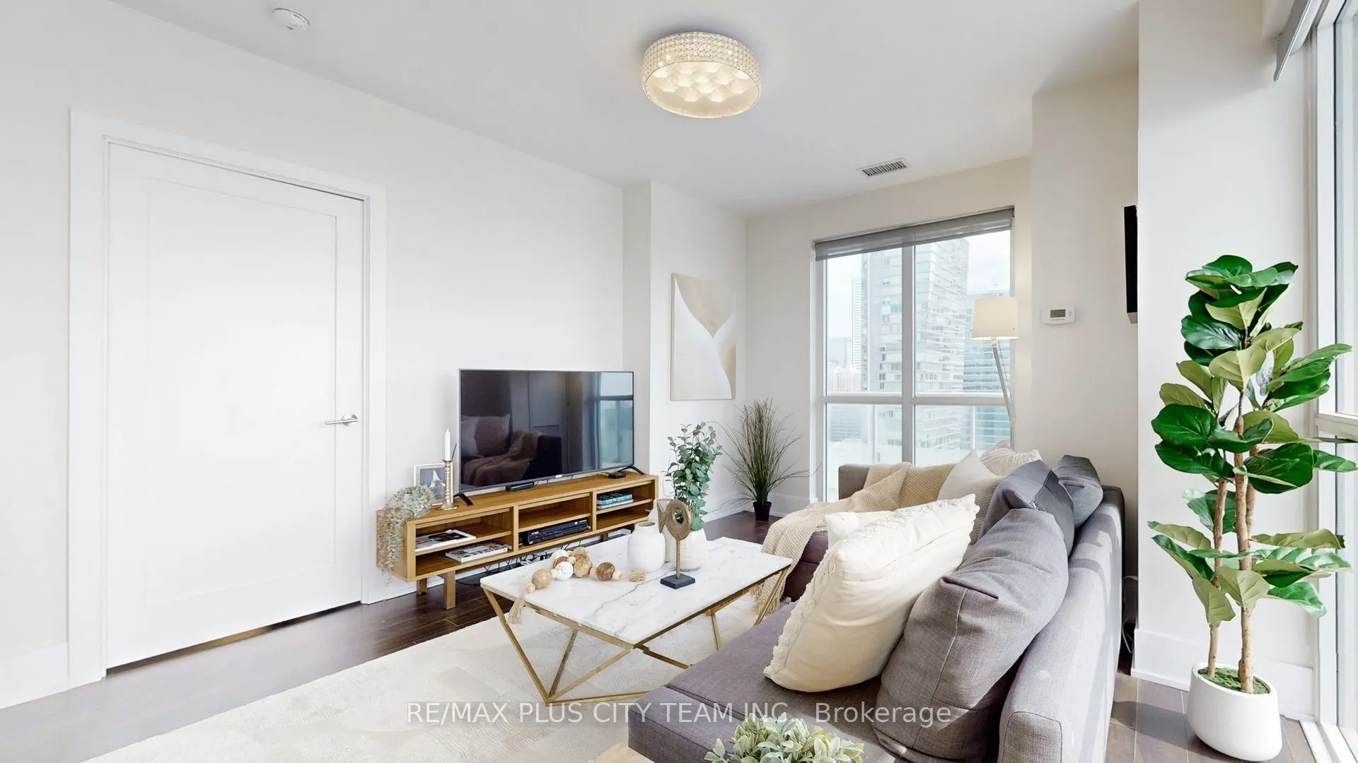 300 Front Street, #4311