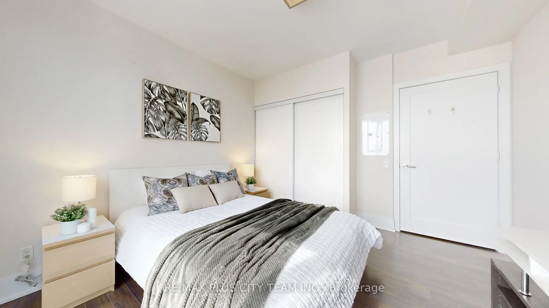 300 Front Street, #4311