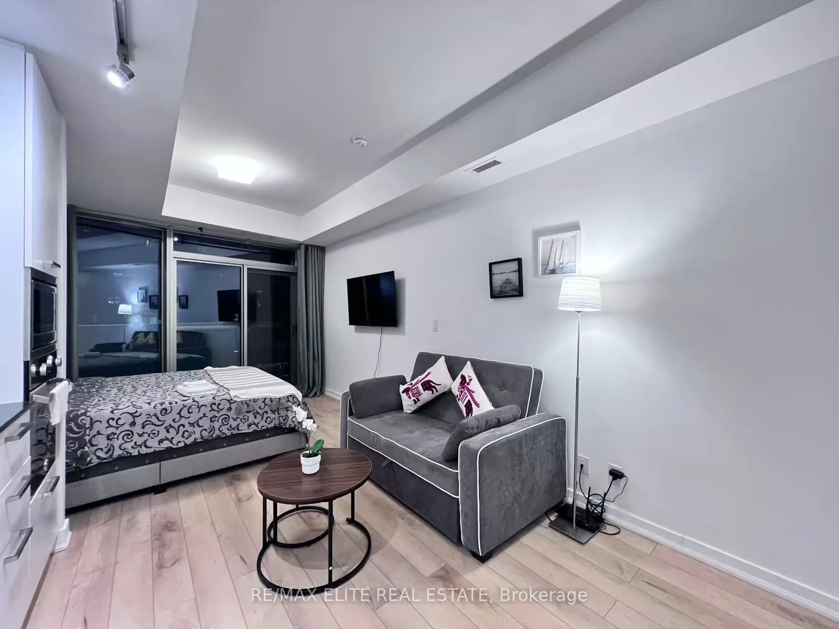 12 York Street, #2108