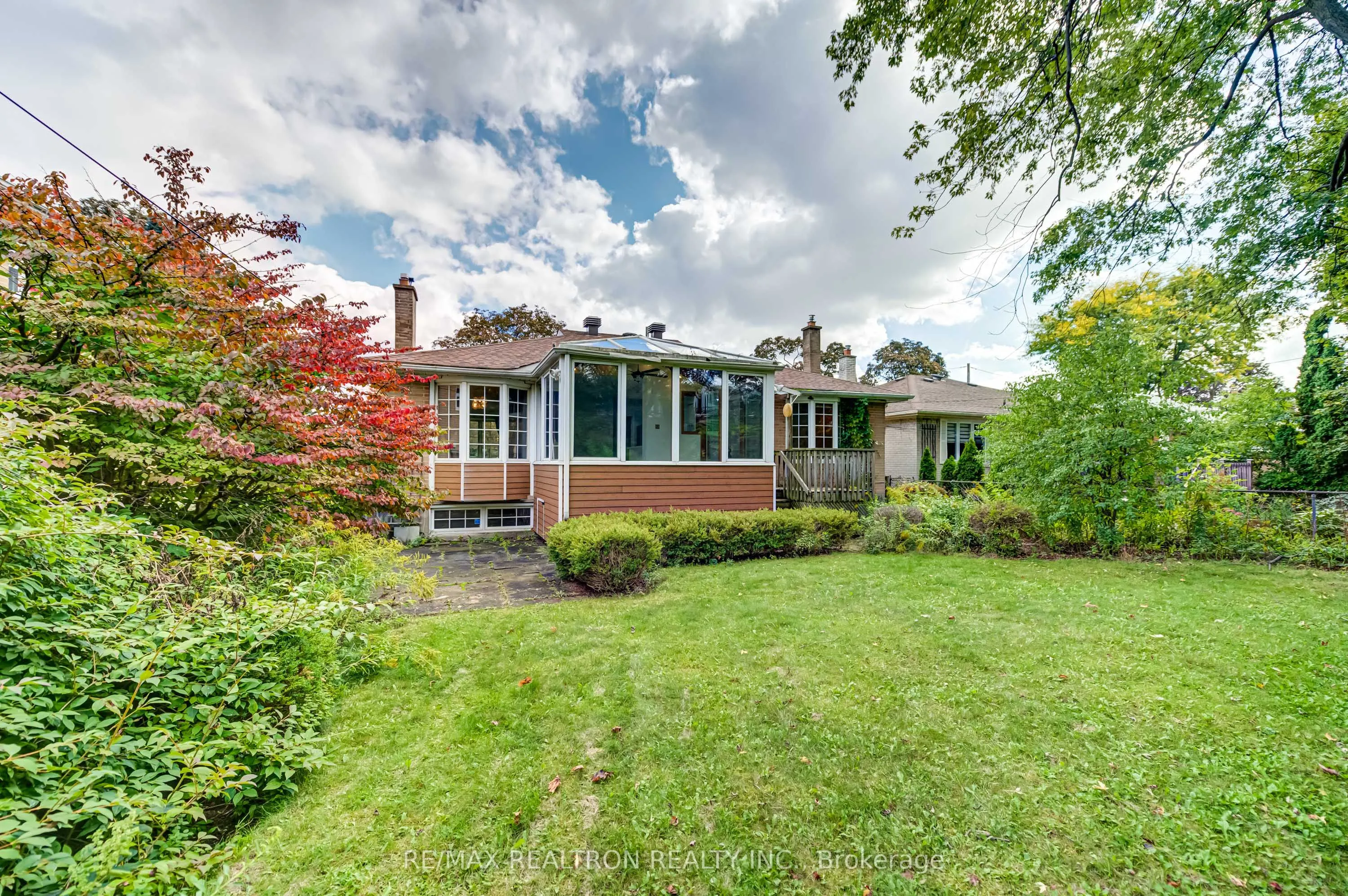 37 Canary Crescent