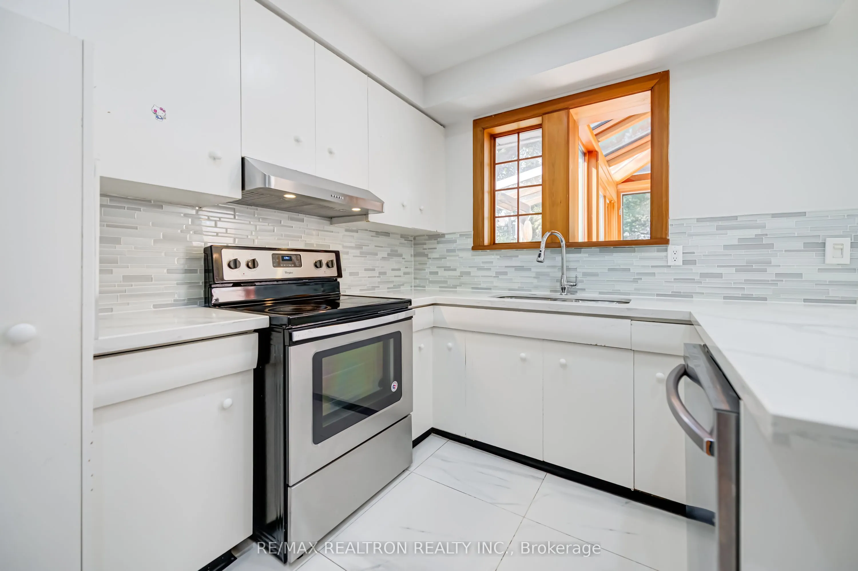 37 Canary Crescent