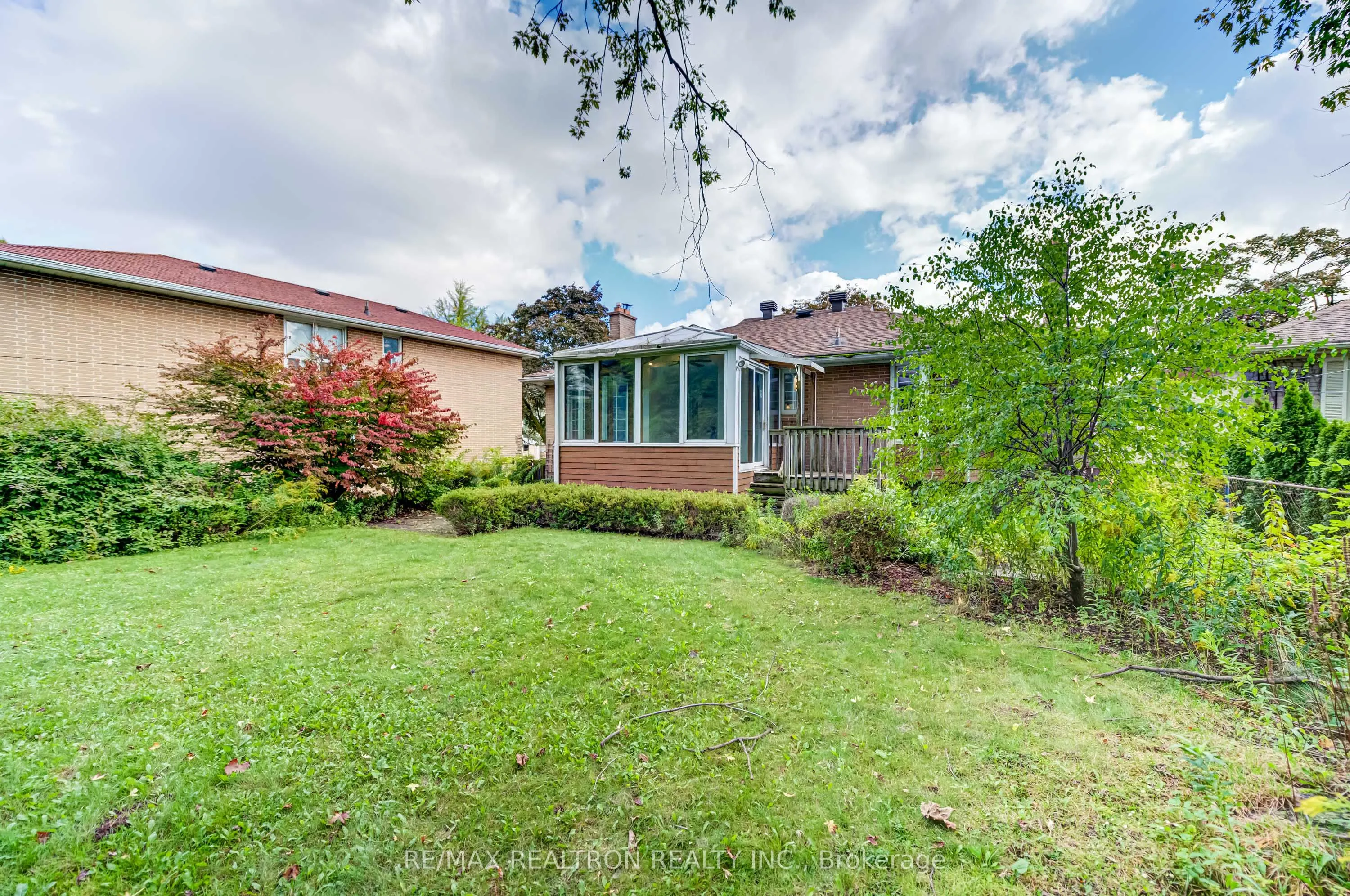 37 Canary Crescent