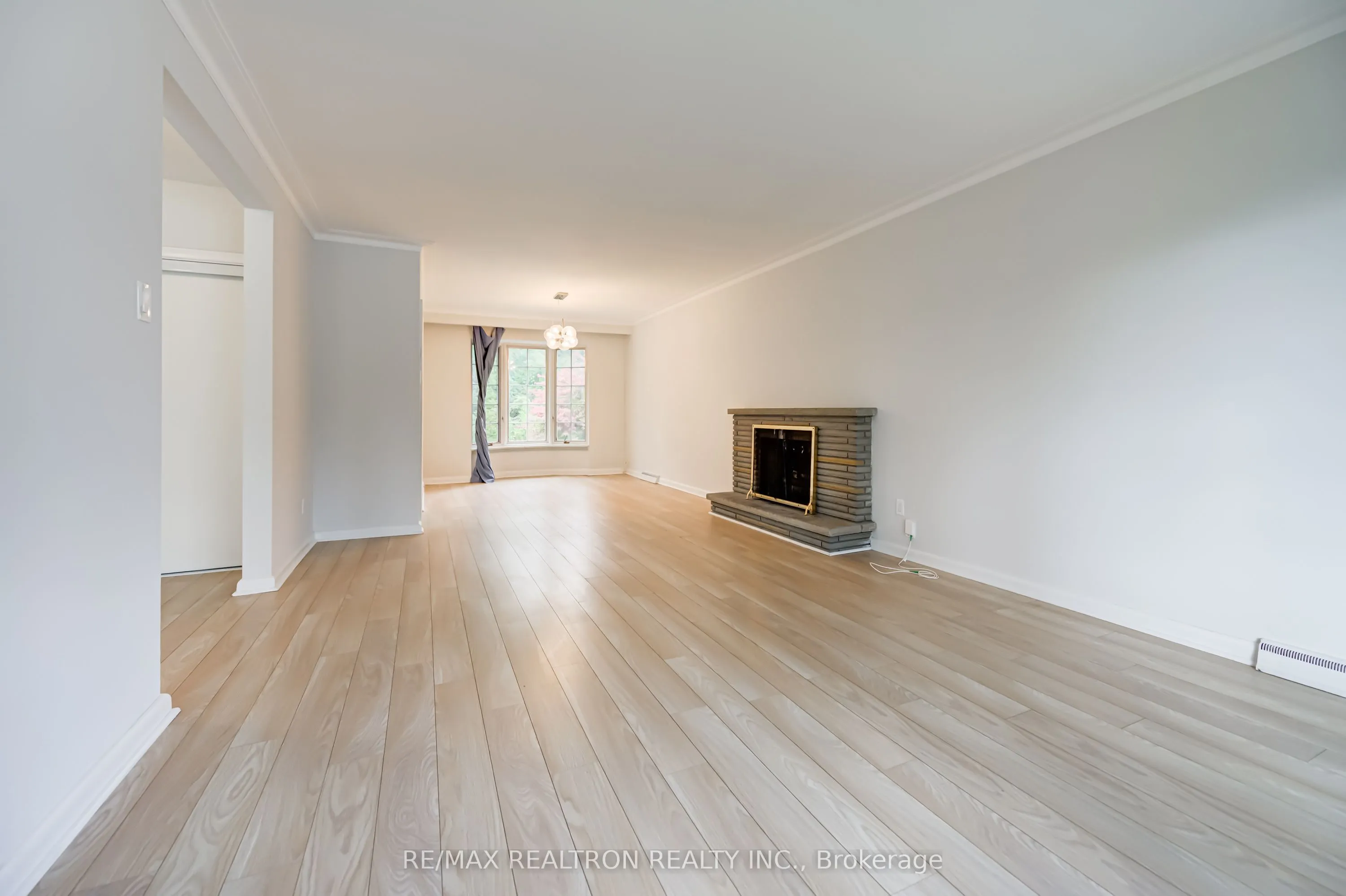 37 Canary Crescent