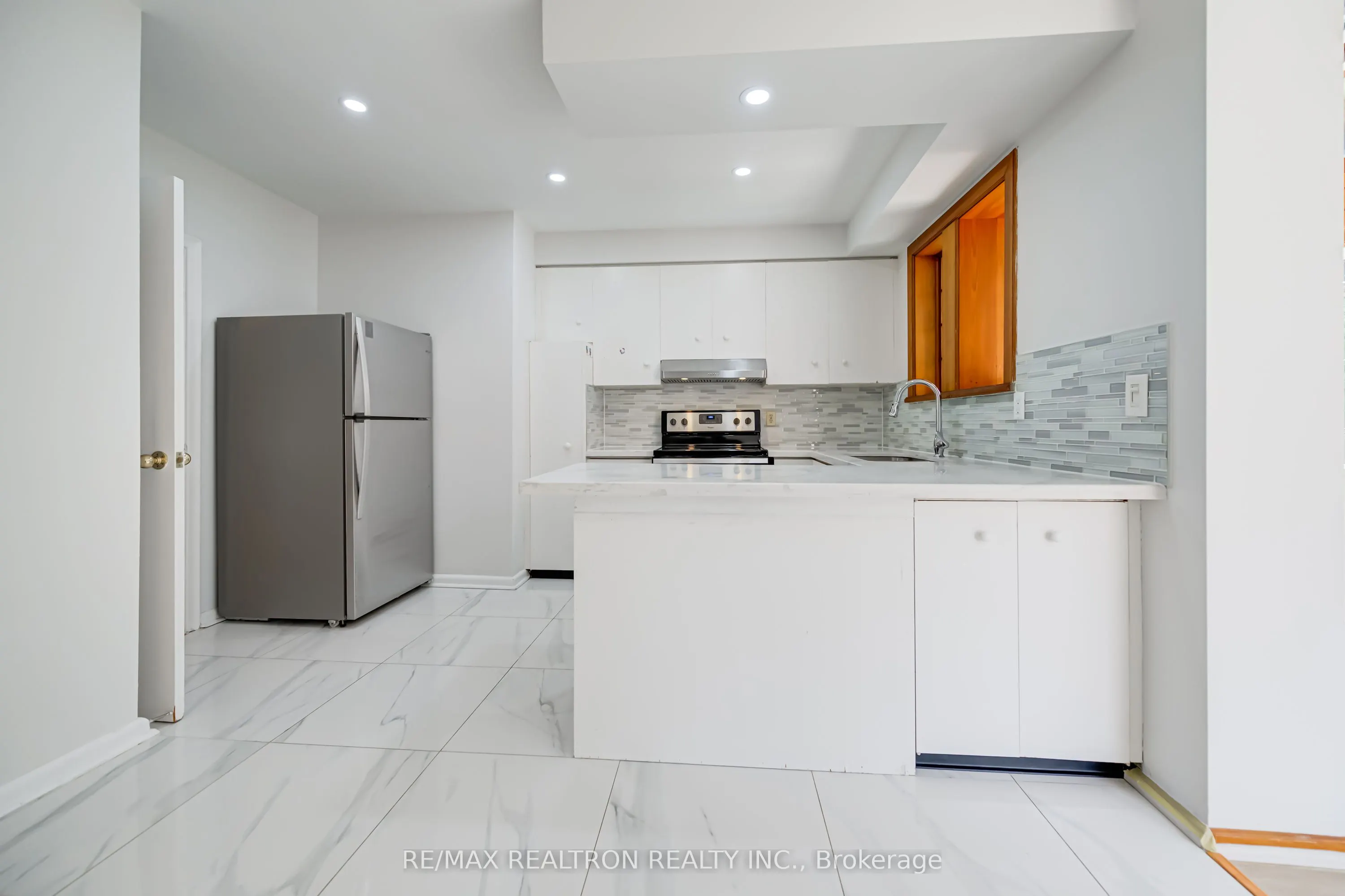 37 Canary Crescent