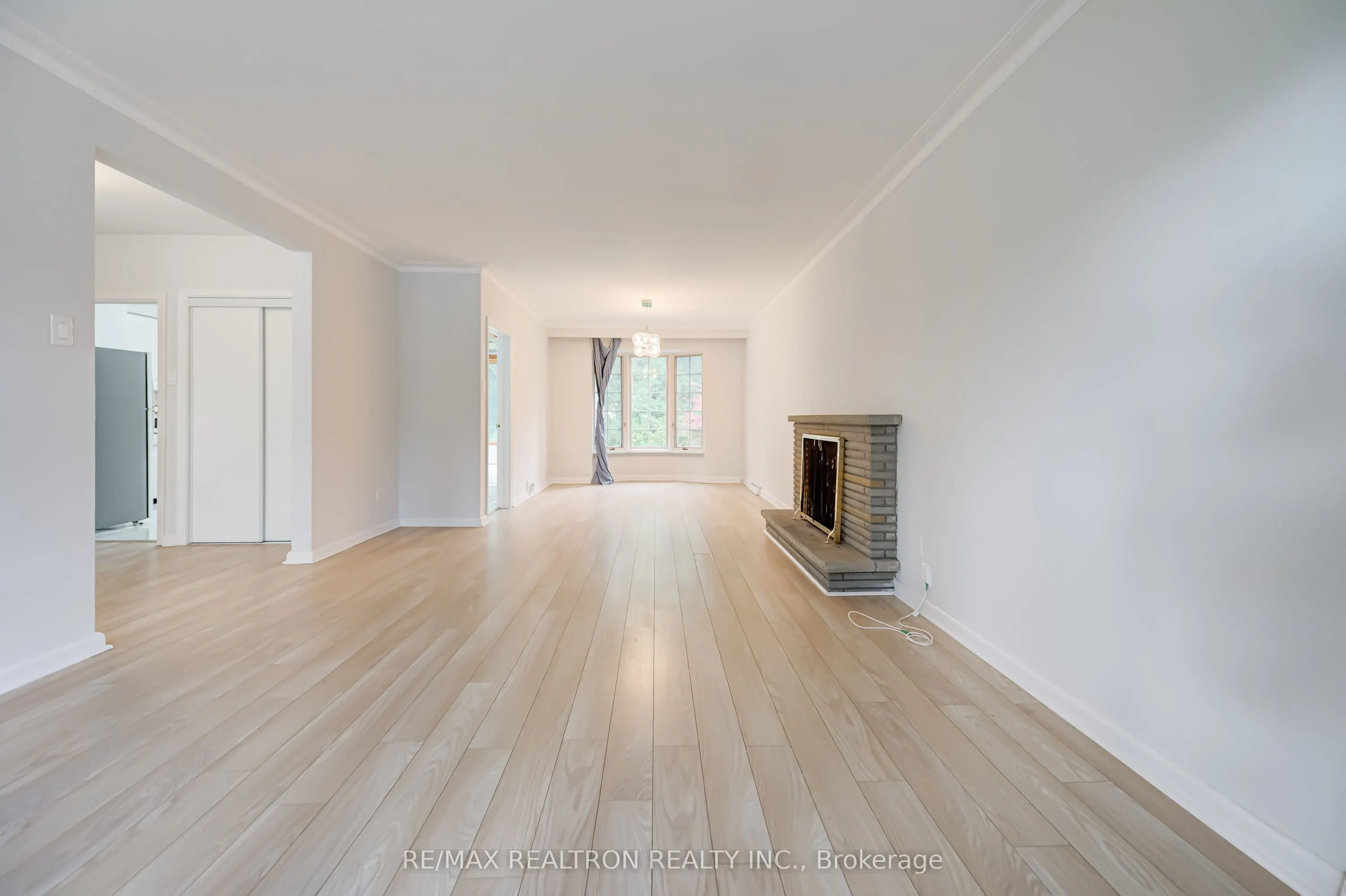 37 Canary Crescent