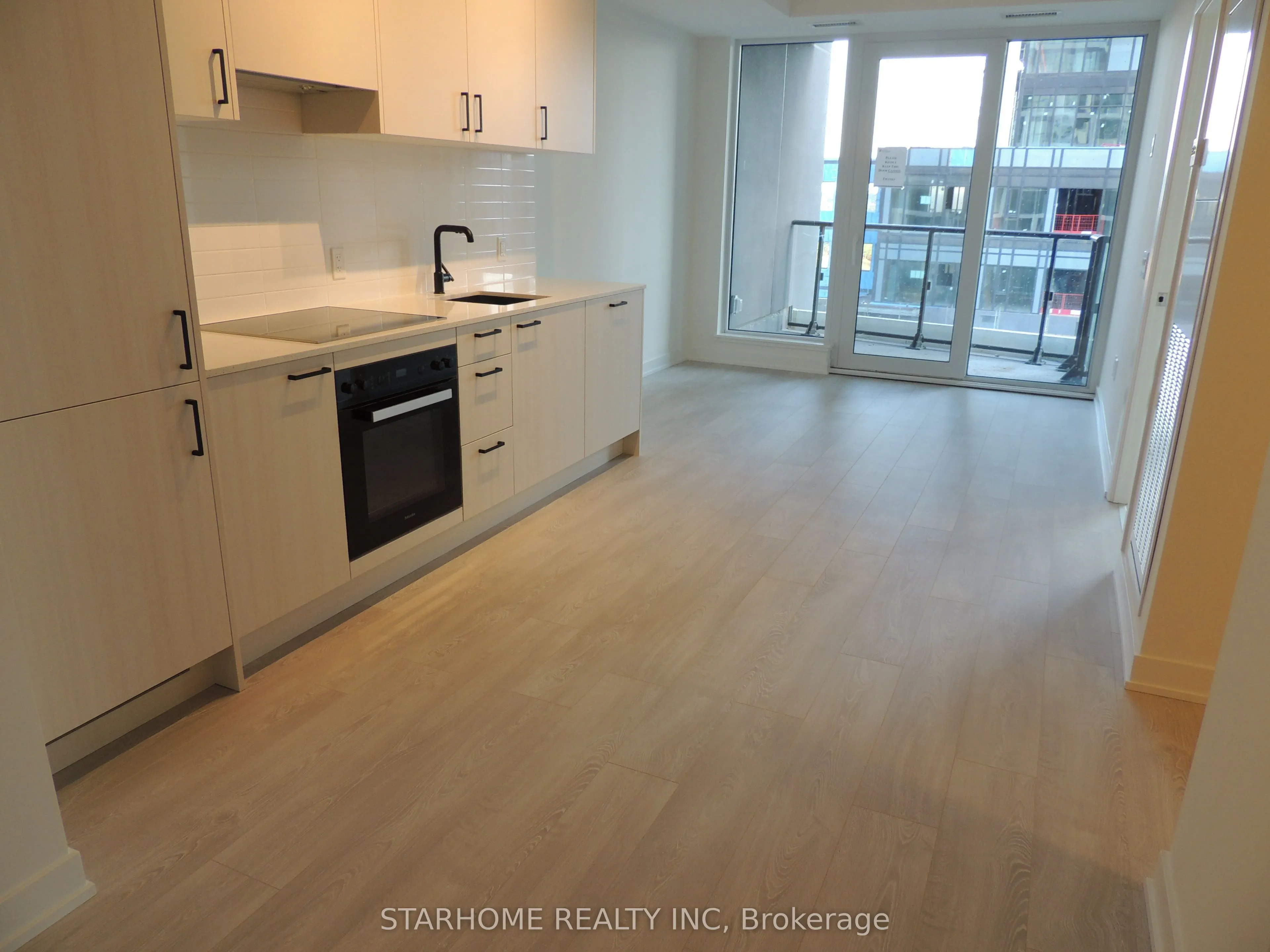 1 Kyle Lowry Road, #332