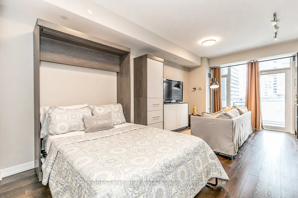 21 Widmer Street, #1003