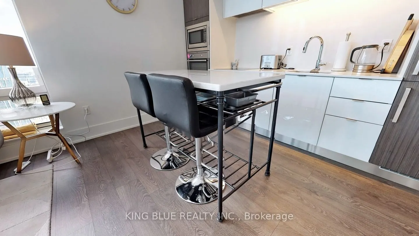 10 York Street, #5103
