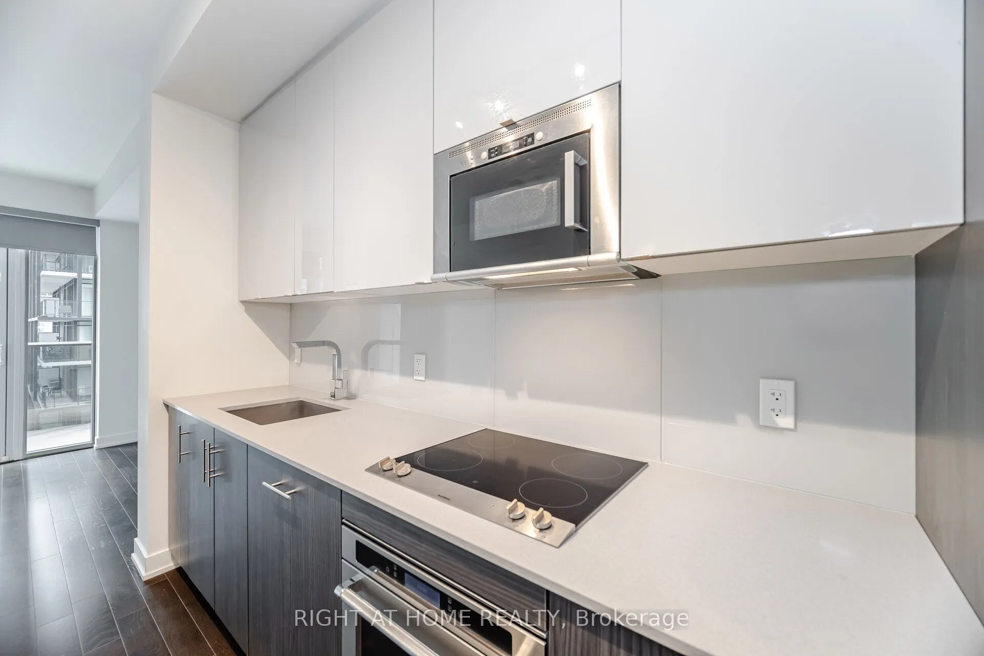 330 Richmond Street W, #2301