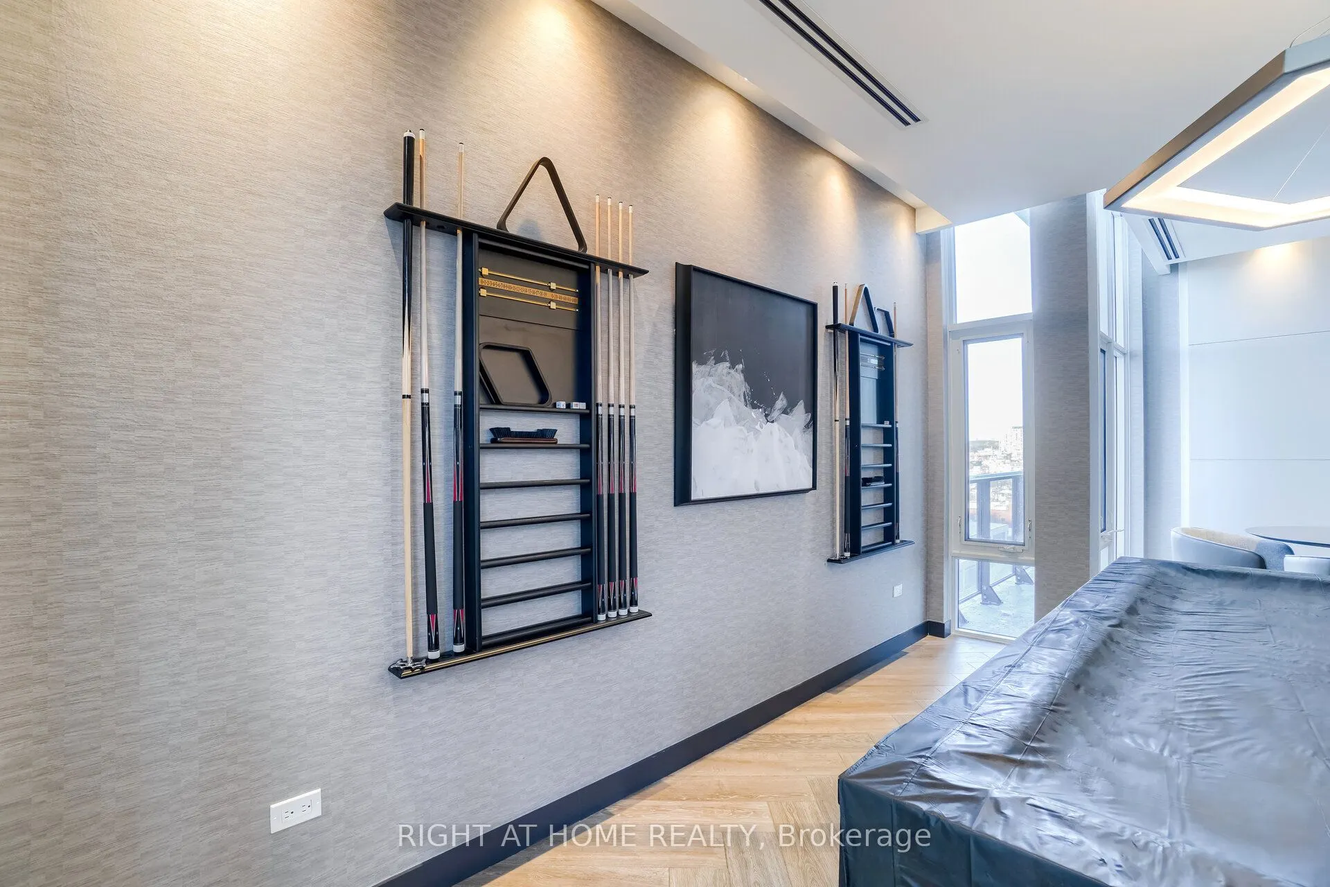 330 Richmond Street W, #2301