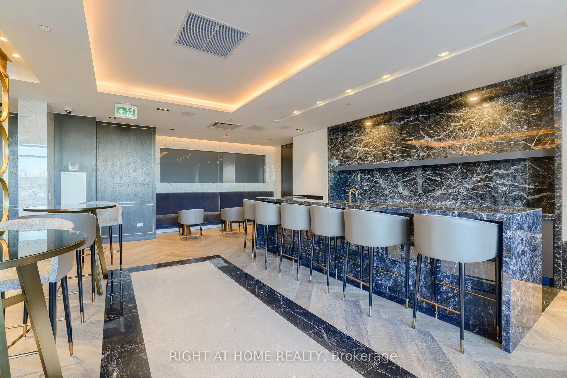 330 Richmond Street W, #2301