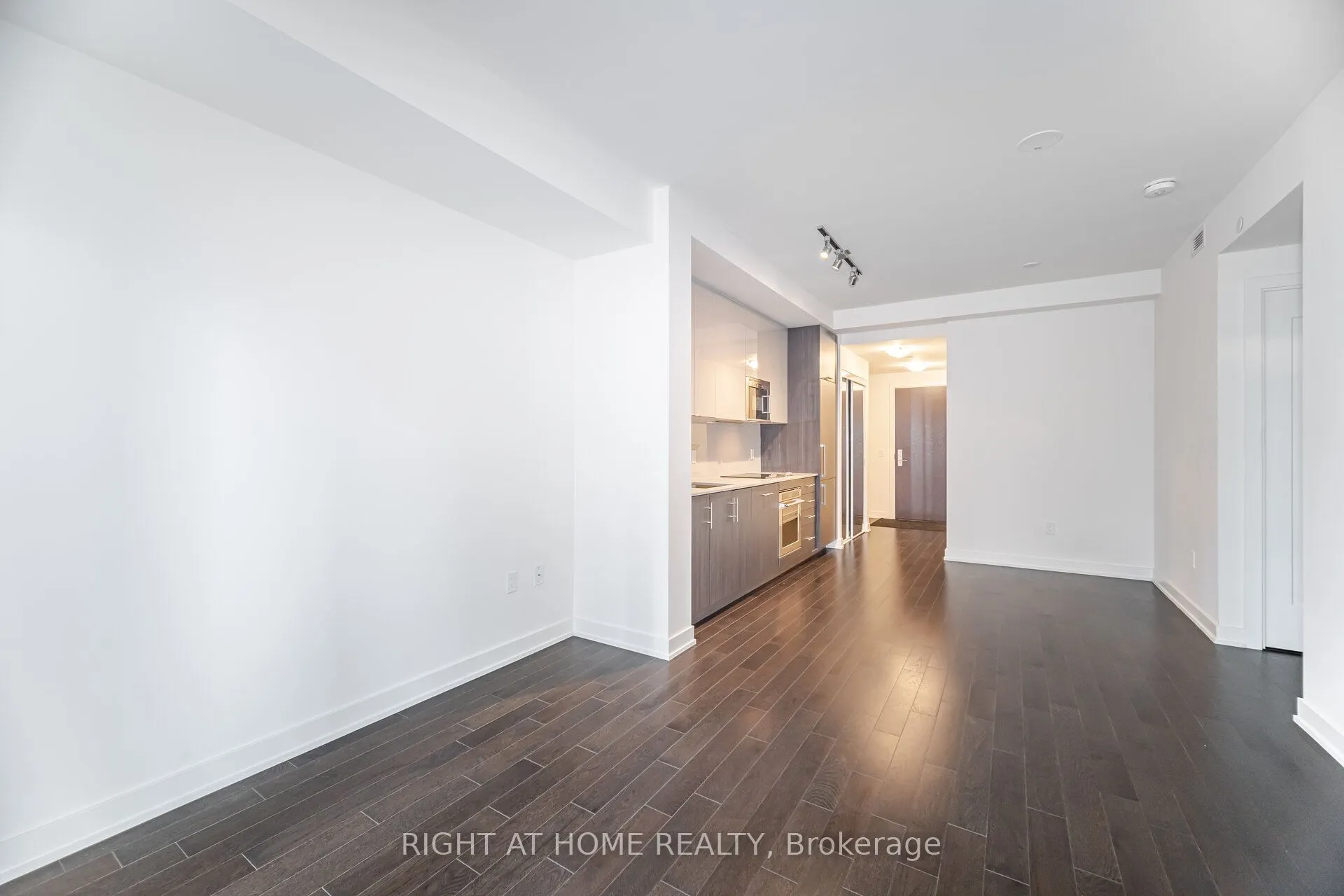 330 Richmond Street W, #2301