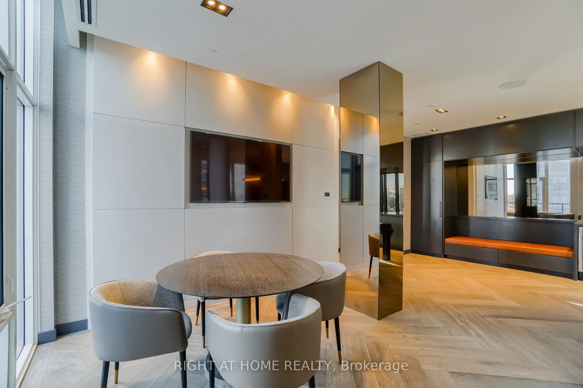 330 Richmond Street W, #2301
