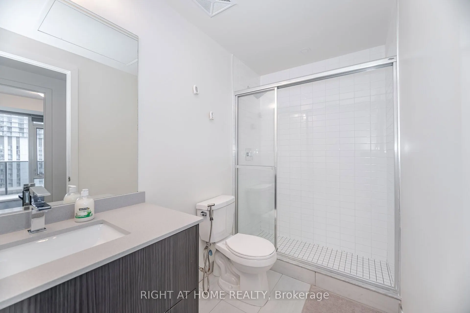 330 Richmond Street W, #2301