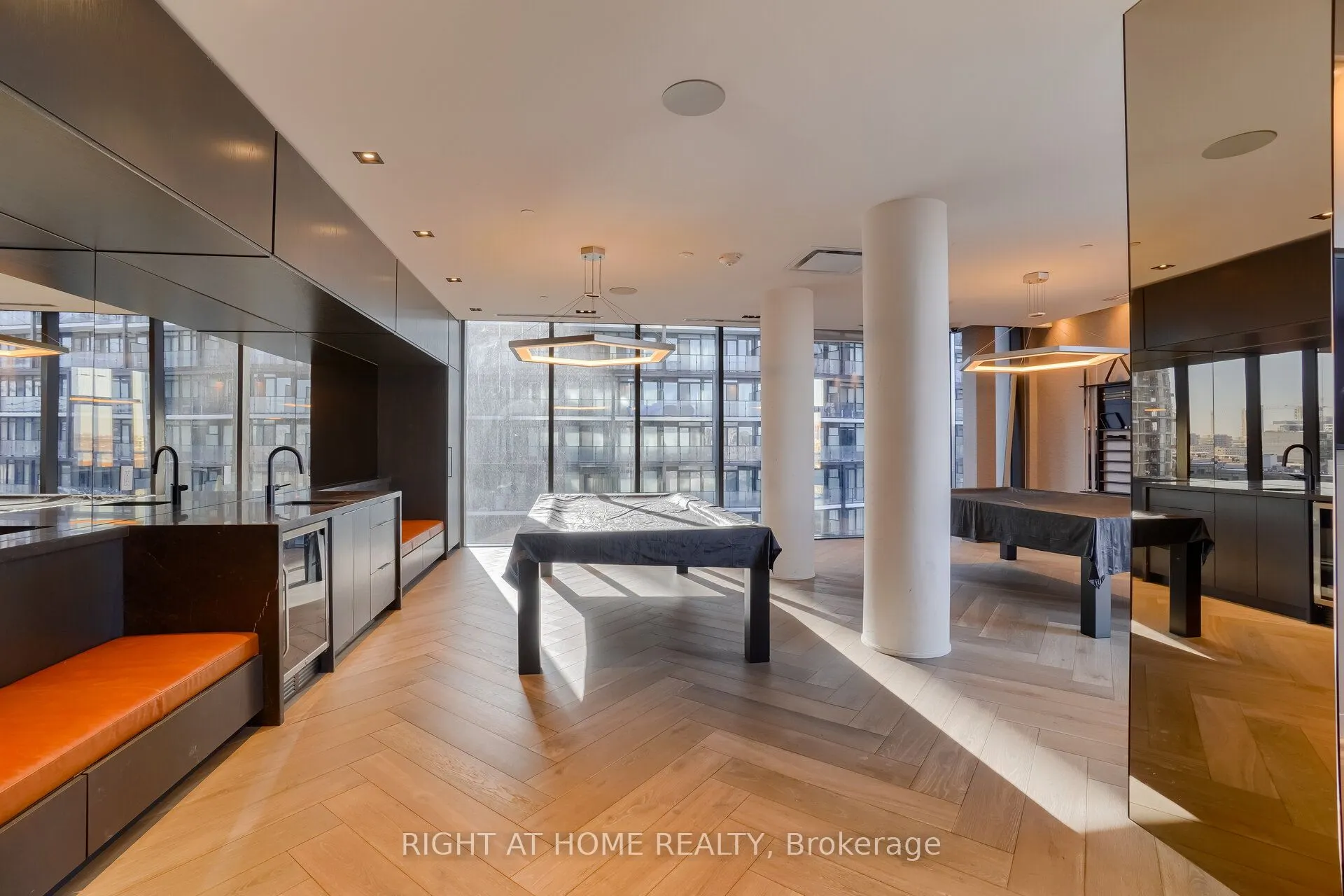 330 Richmond Street W, #2301