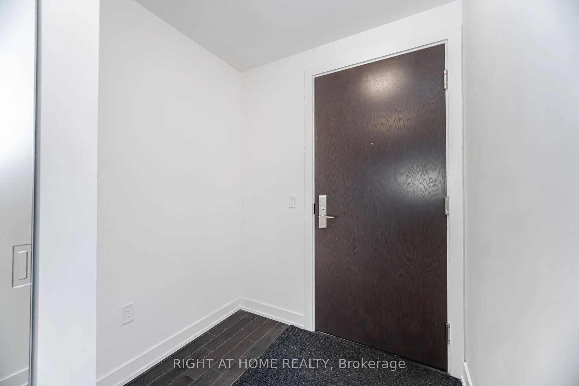 330 Richmond Street W, #2301